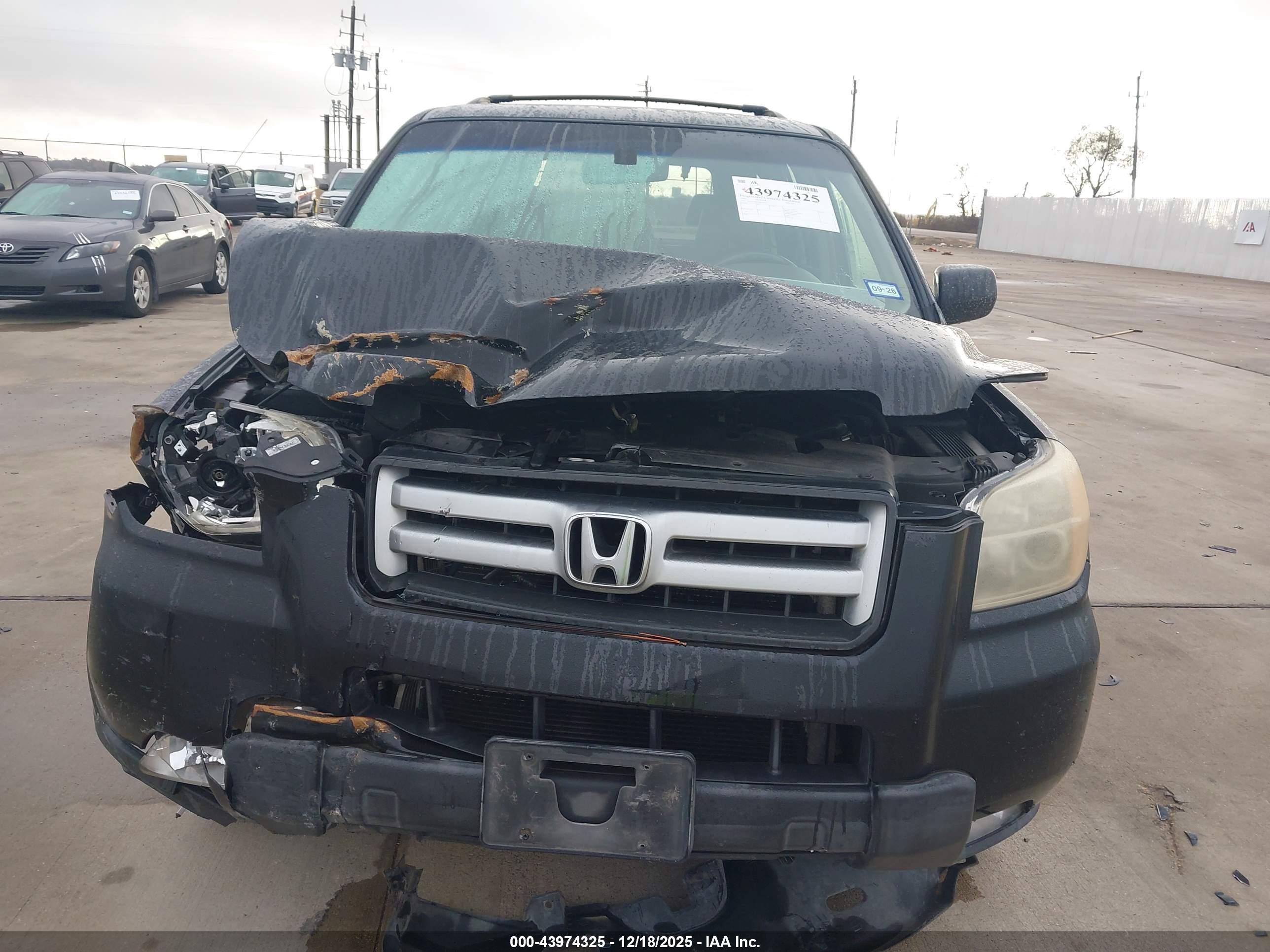 HONDA PILOT image 6