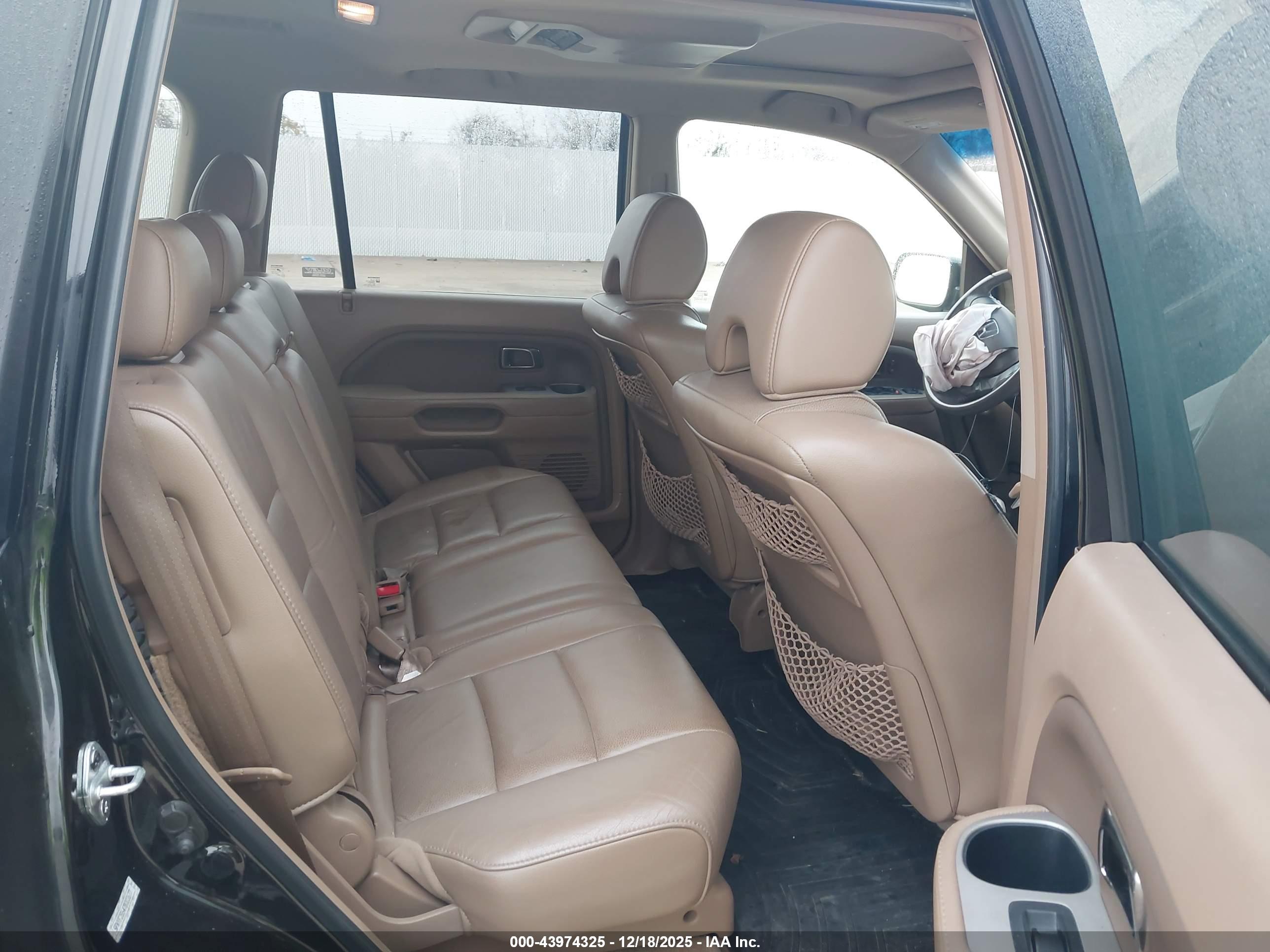 HONDA PILOT image 8