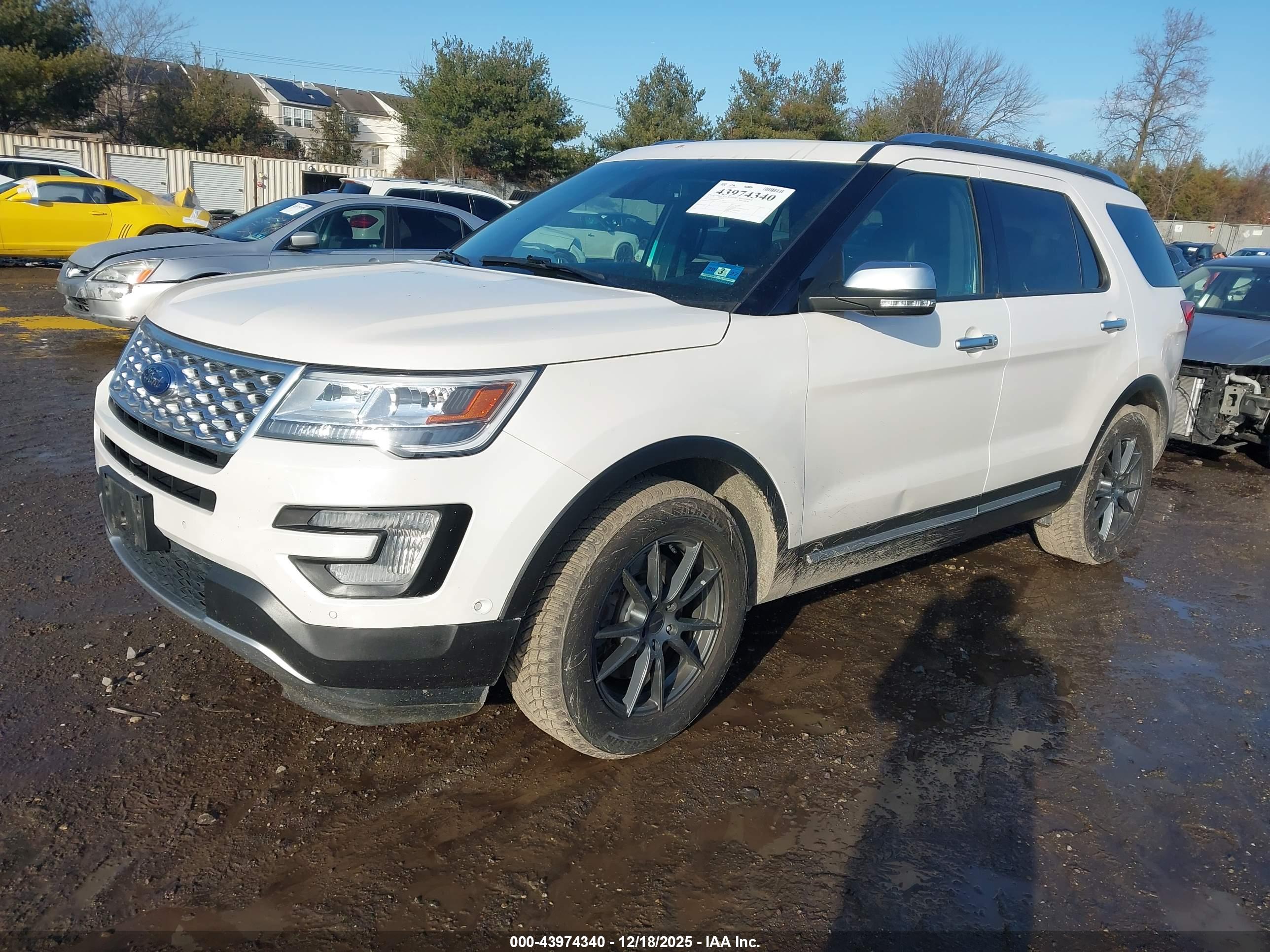 FORD EXPLORER image 2