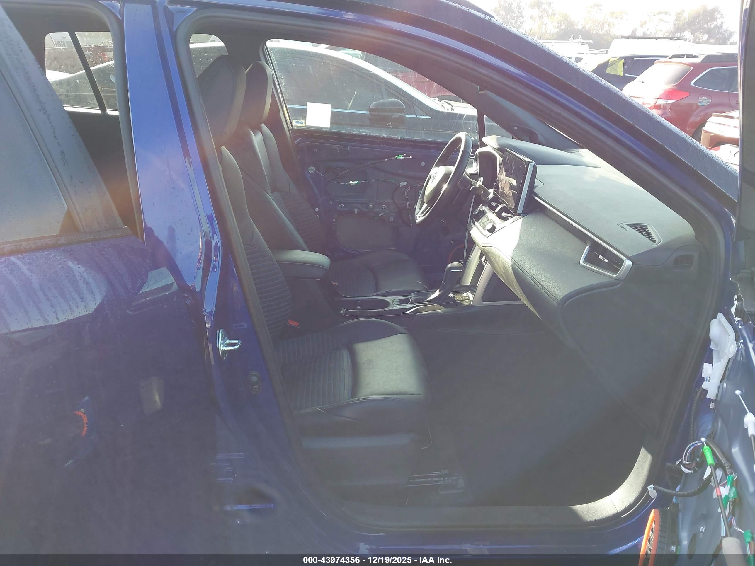 TOYOTA COROLLA image 5