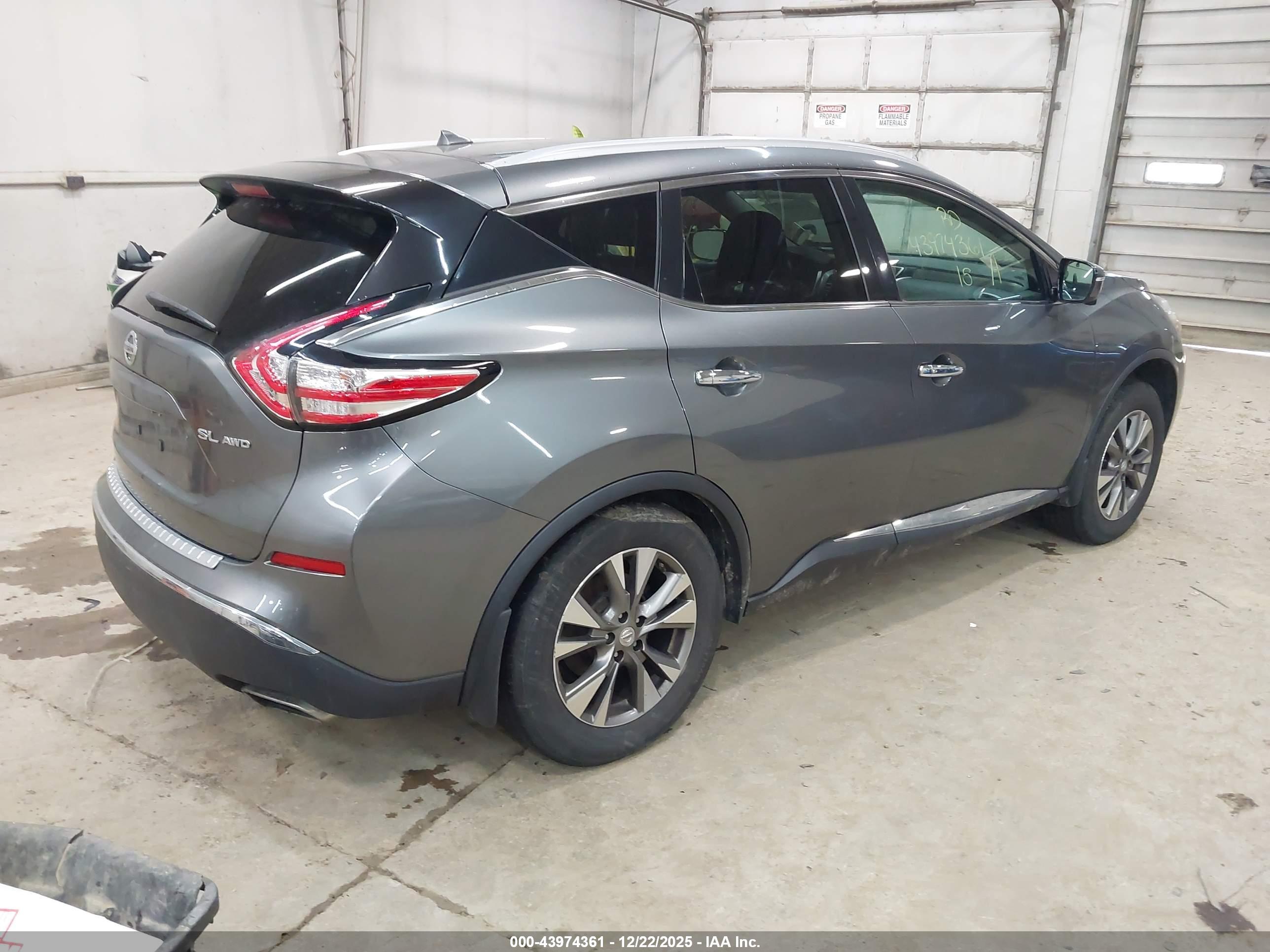NISSAN MURANO image 4