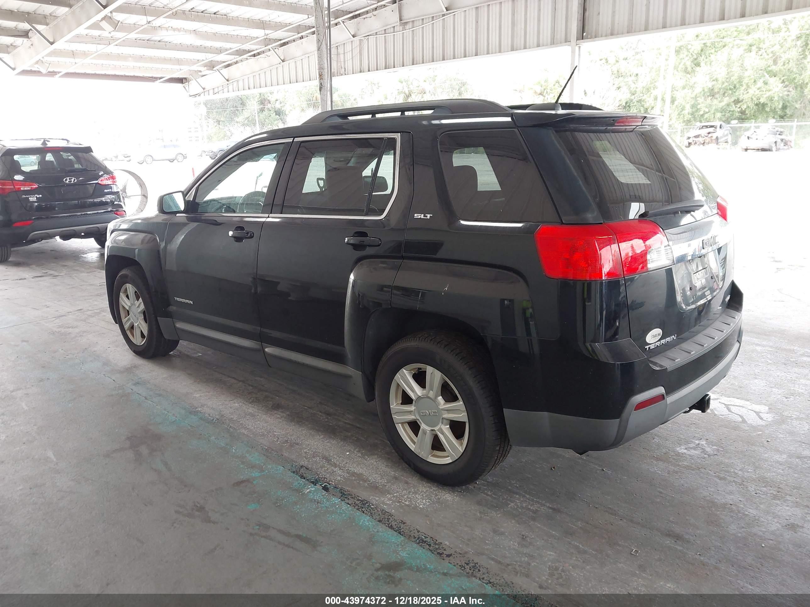GMC TERRAIN image 3