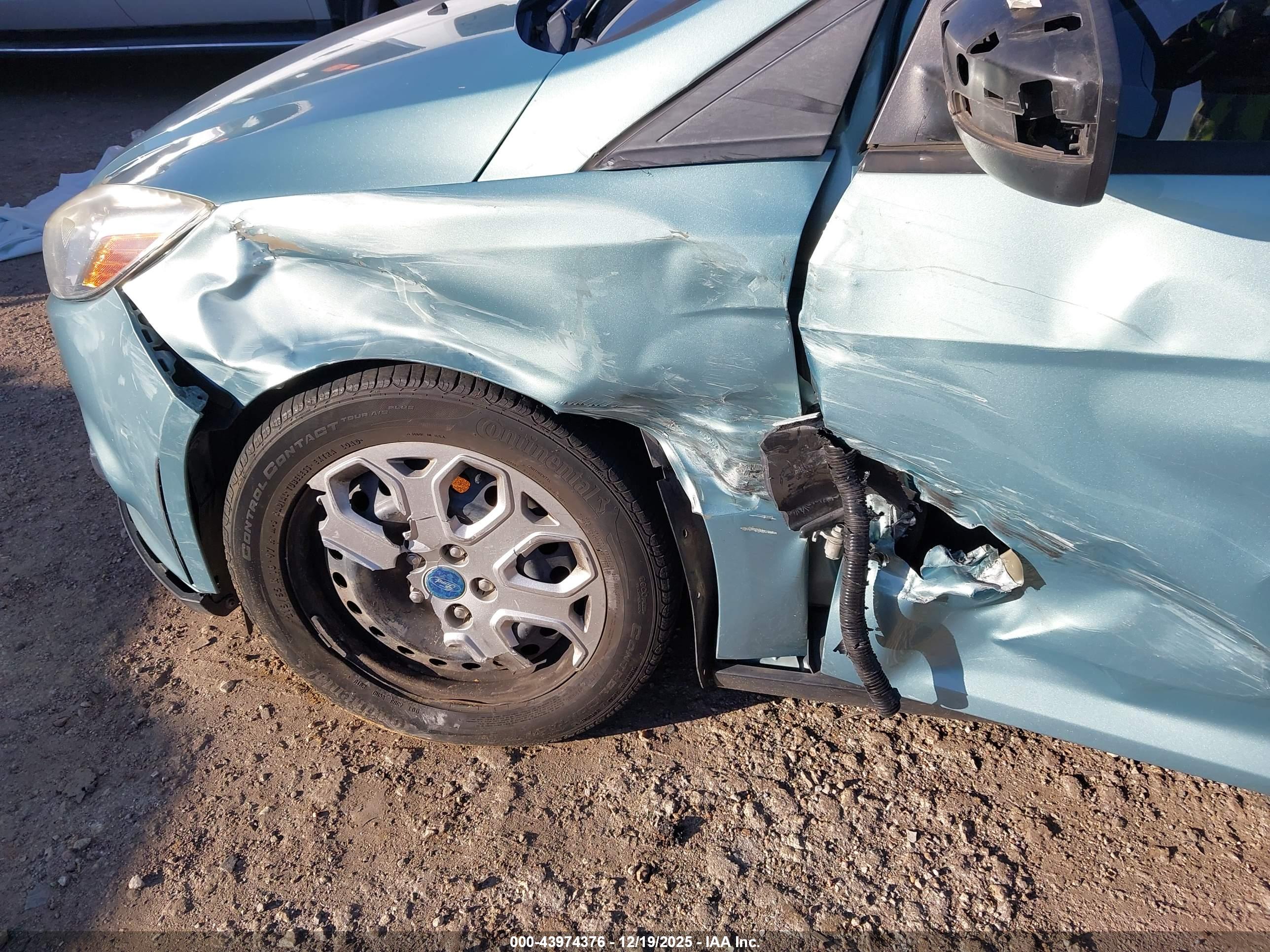 FORD FOCUS image 6