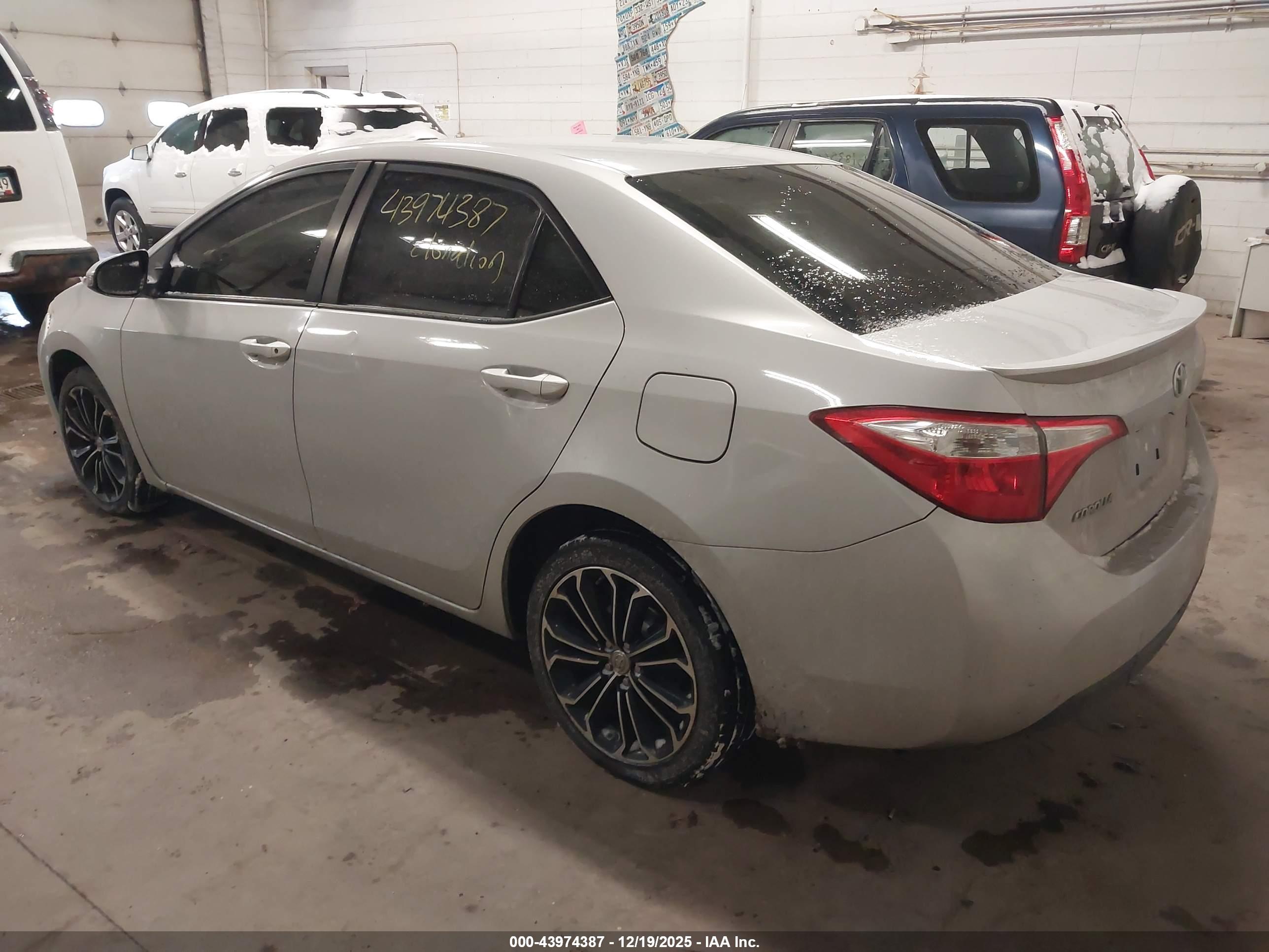 TOYOTA COROLLA image 3