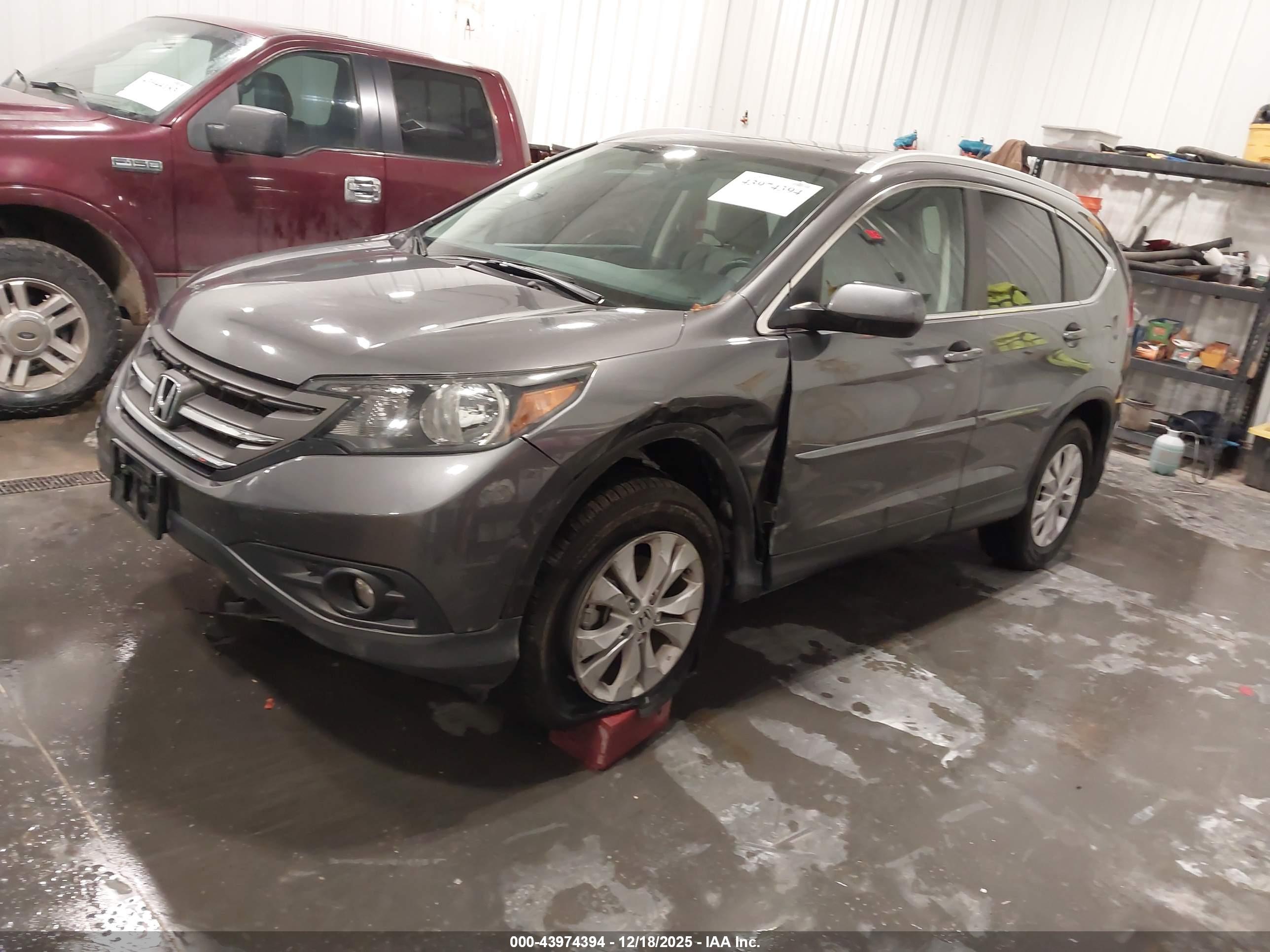 HONDA CR-V image 2