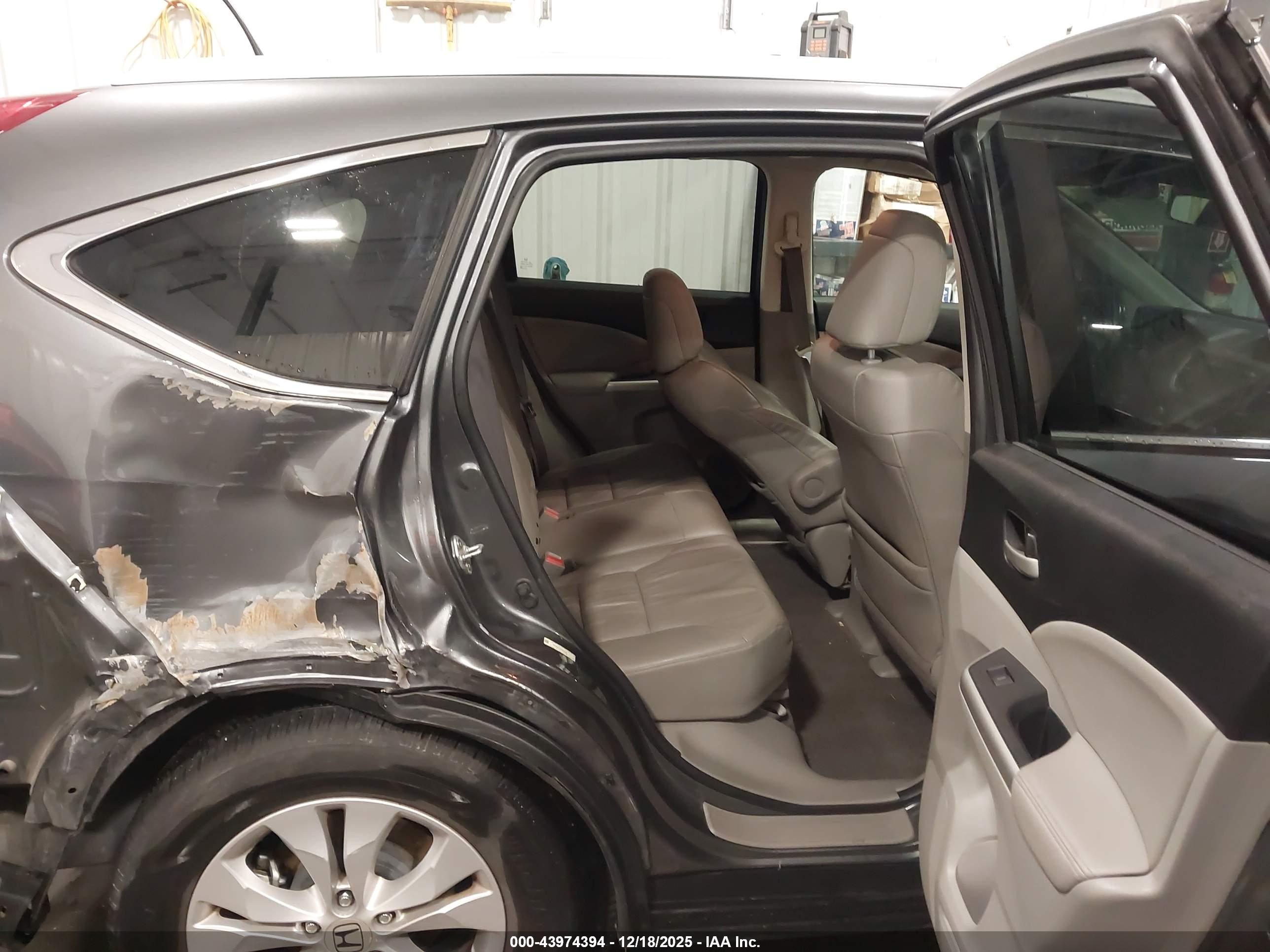 HONDA CR-V image 8