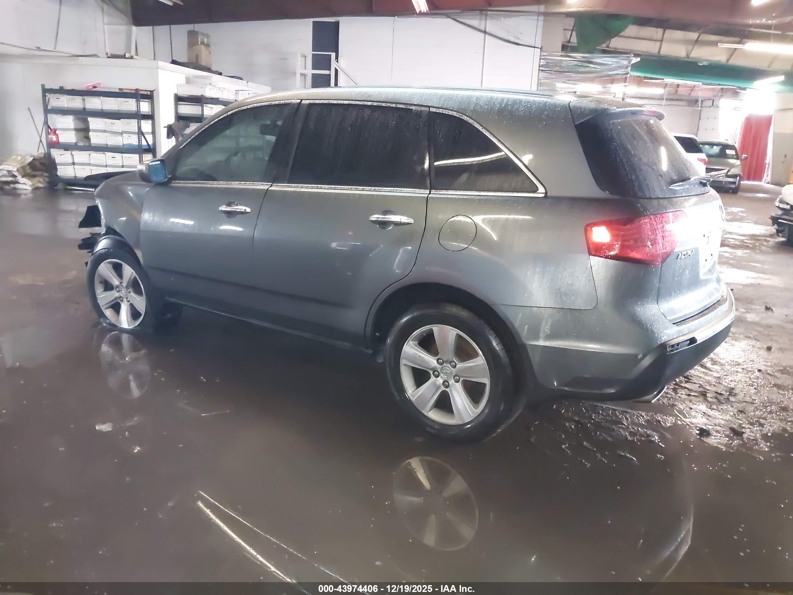 ACURA MDX image 3