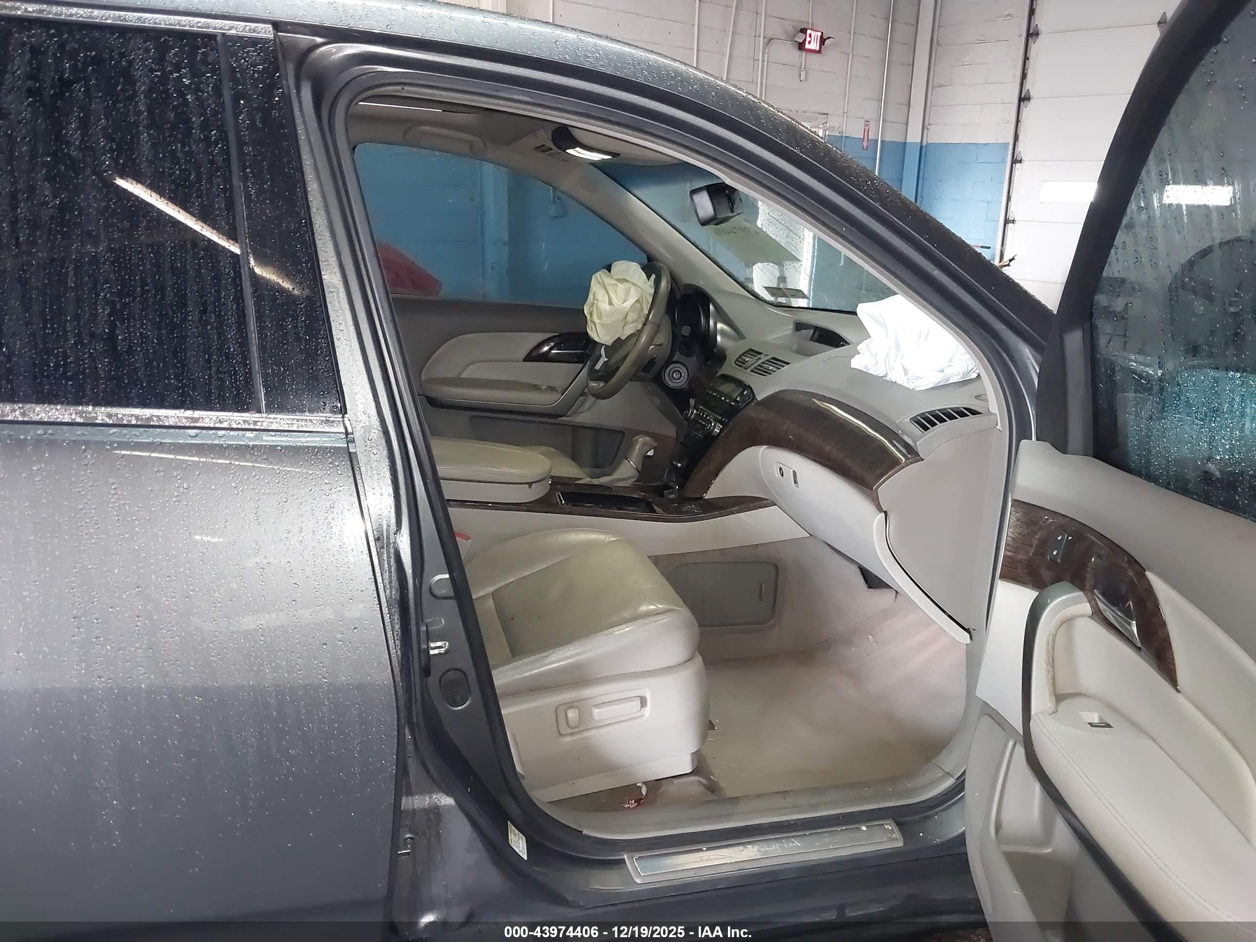 ACURA MDX image 5