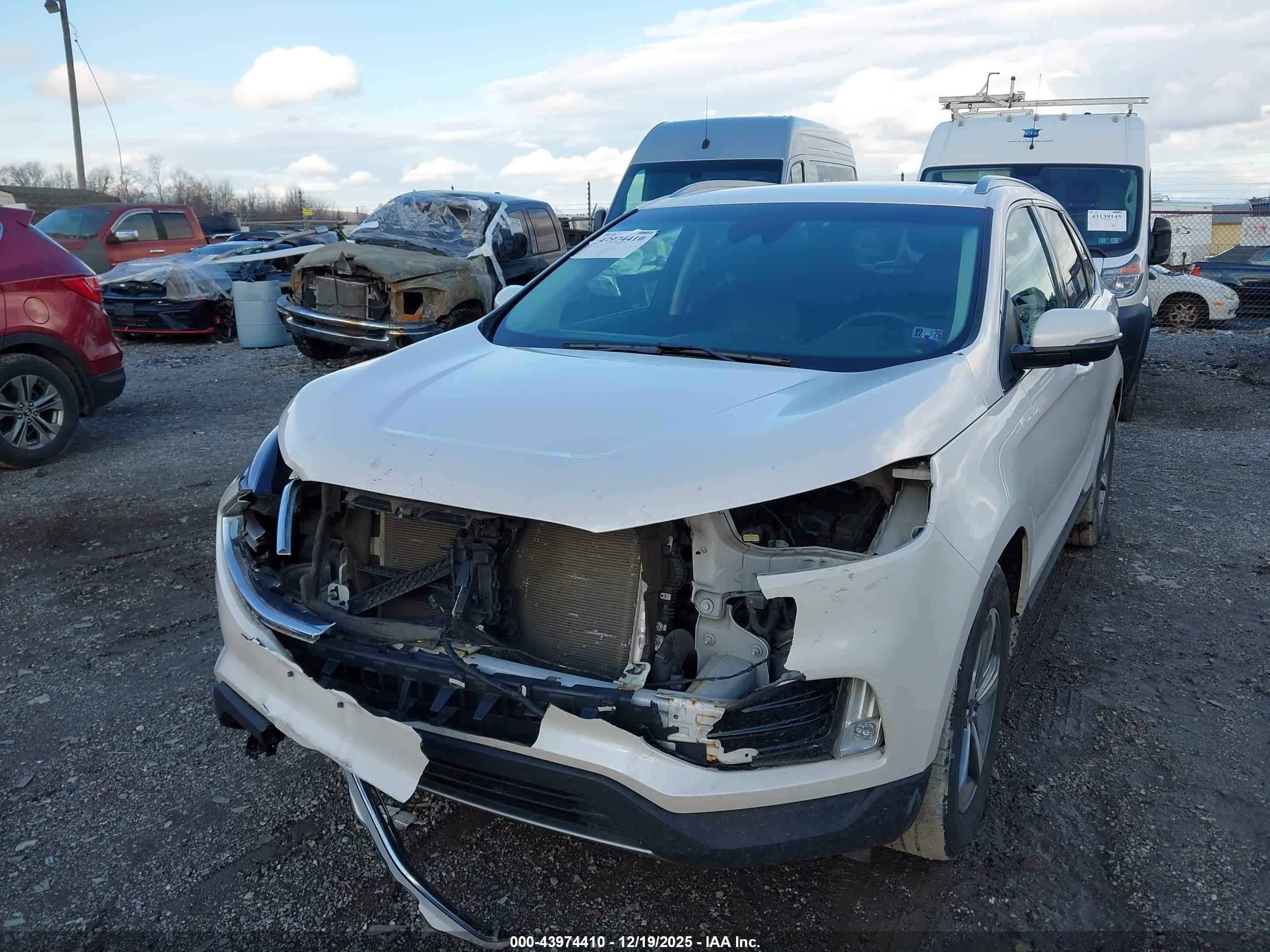 FORD EDGE image 6