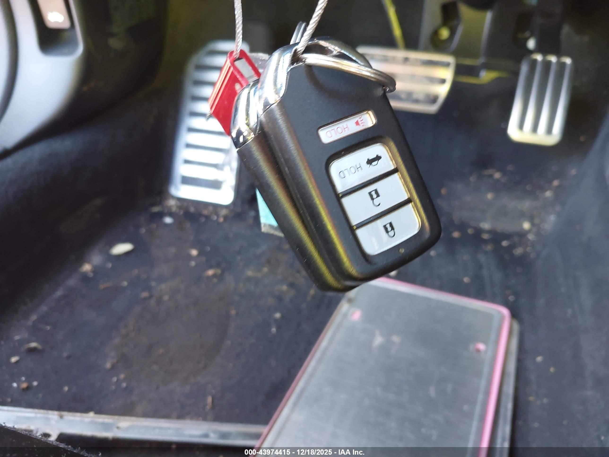 HONDA ACCORD image 11
