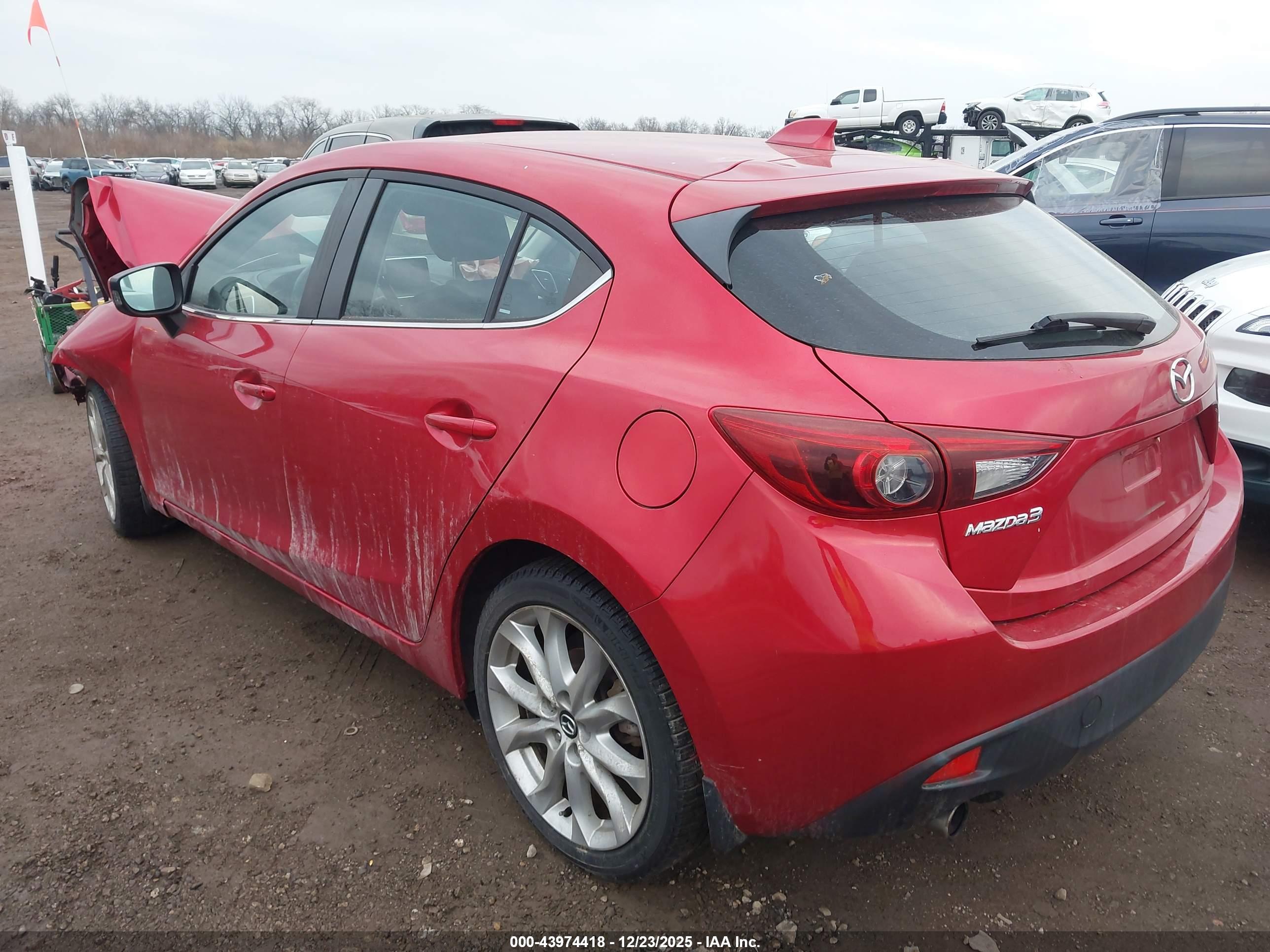 MAZDA MAZDA3 image 3