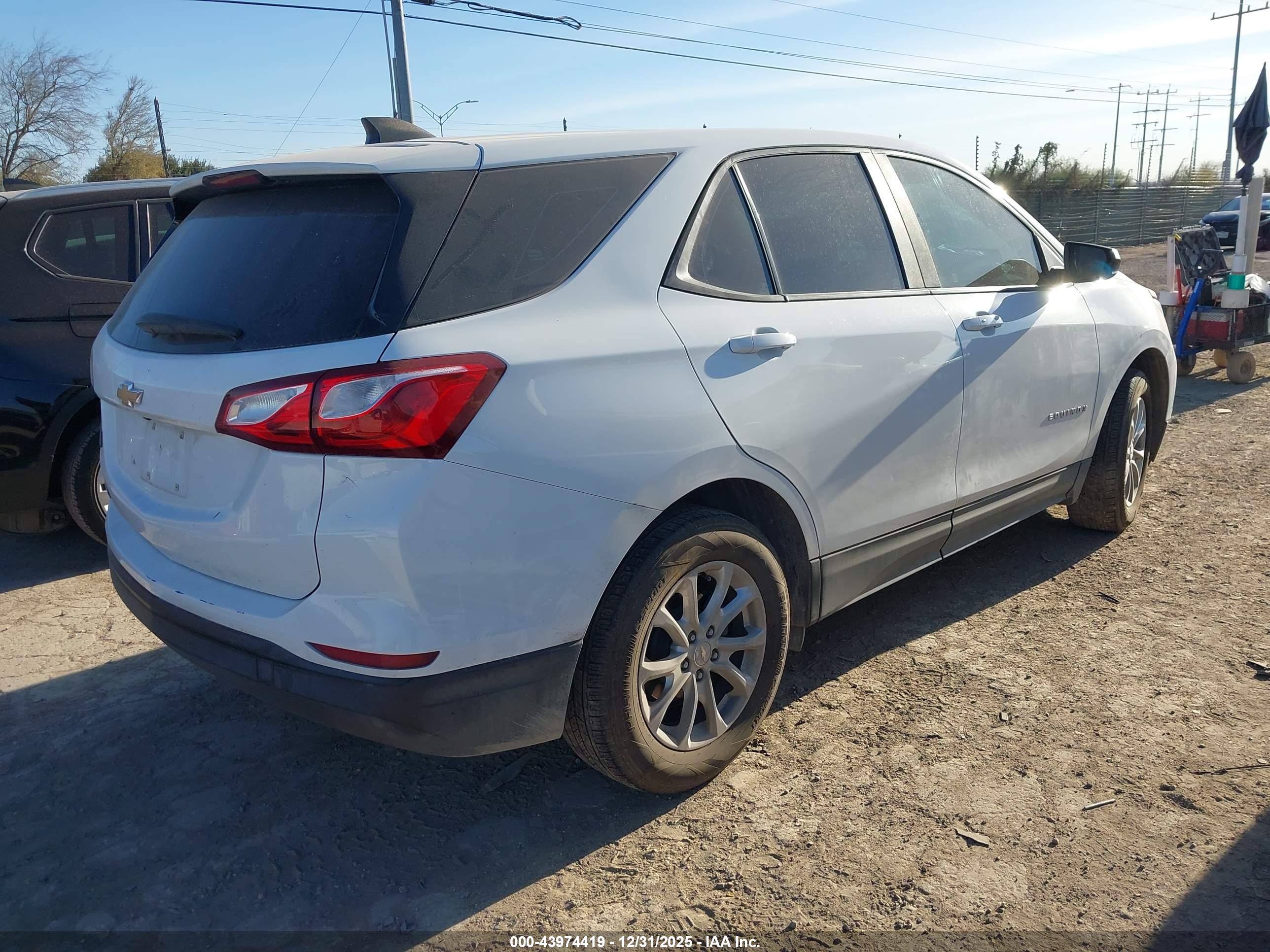 CHEVROLET EQUINOX image 4