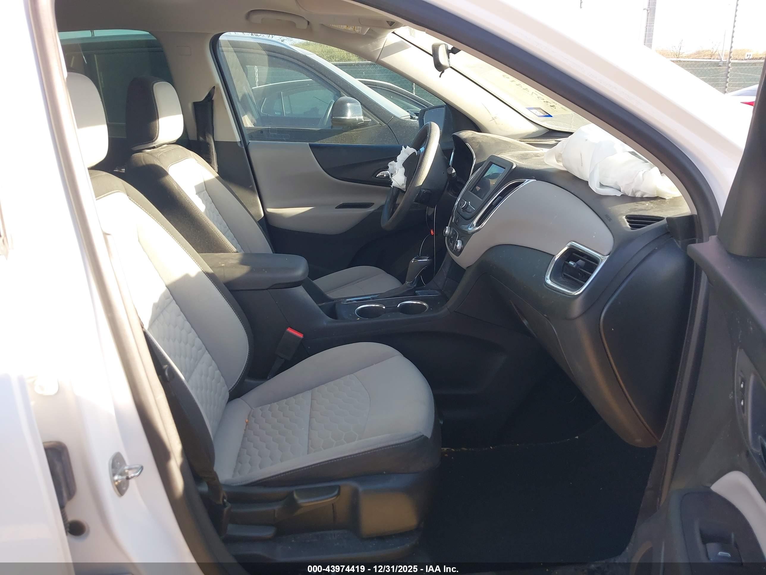 CHEVROLET EQUINOX image 5