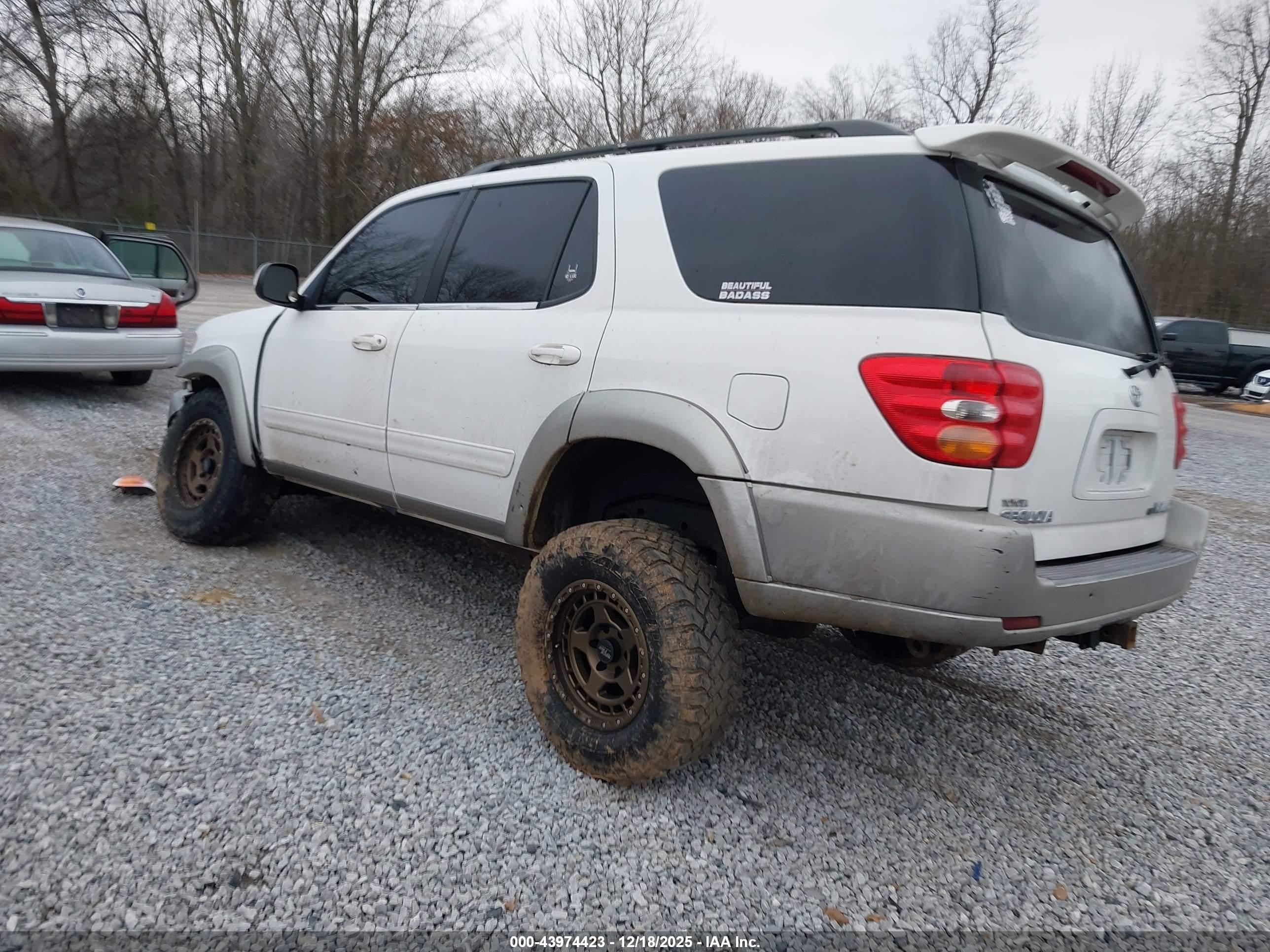 TOYOTA SEQUOIA image 3