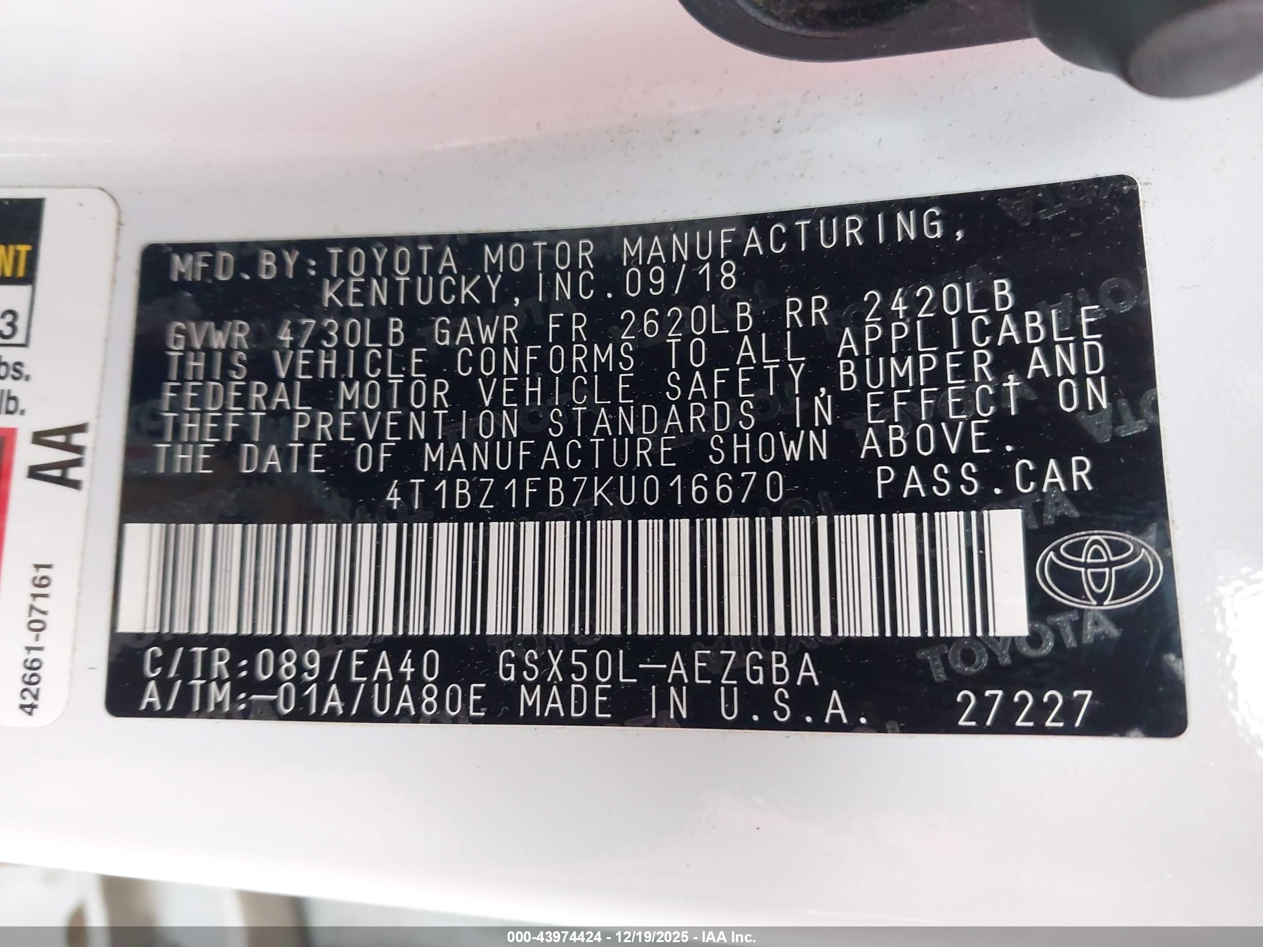 TOYOTA AVALON image 9