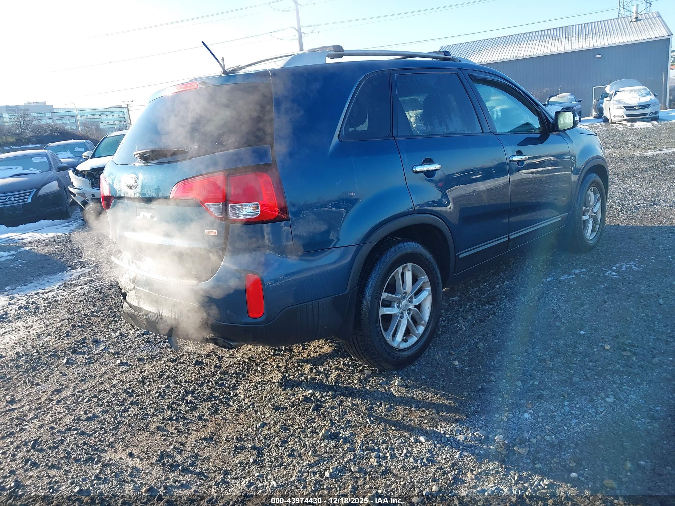 KIA SORENTO image 4