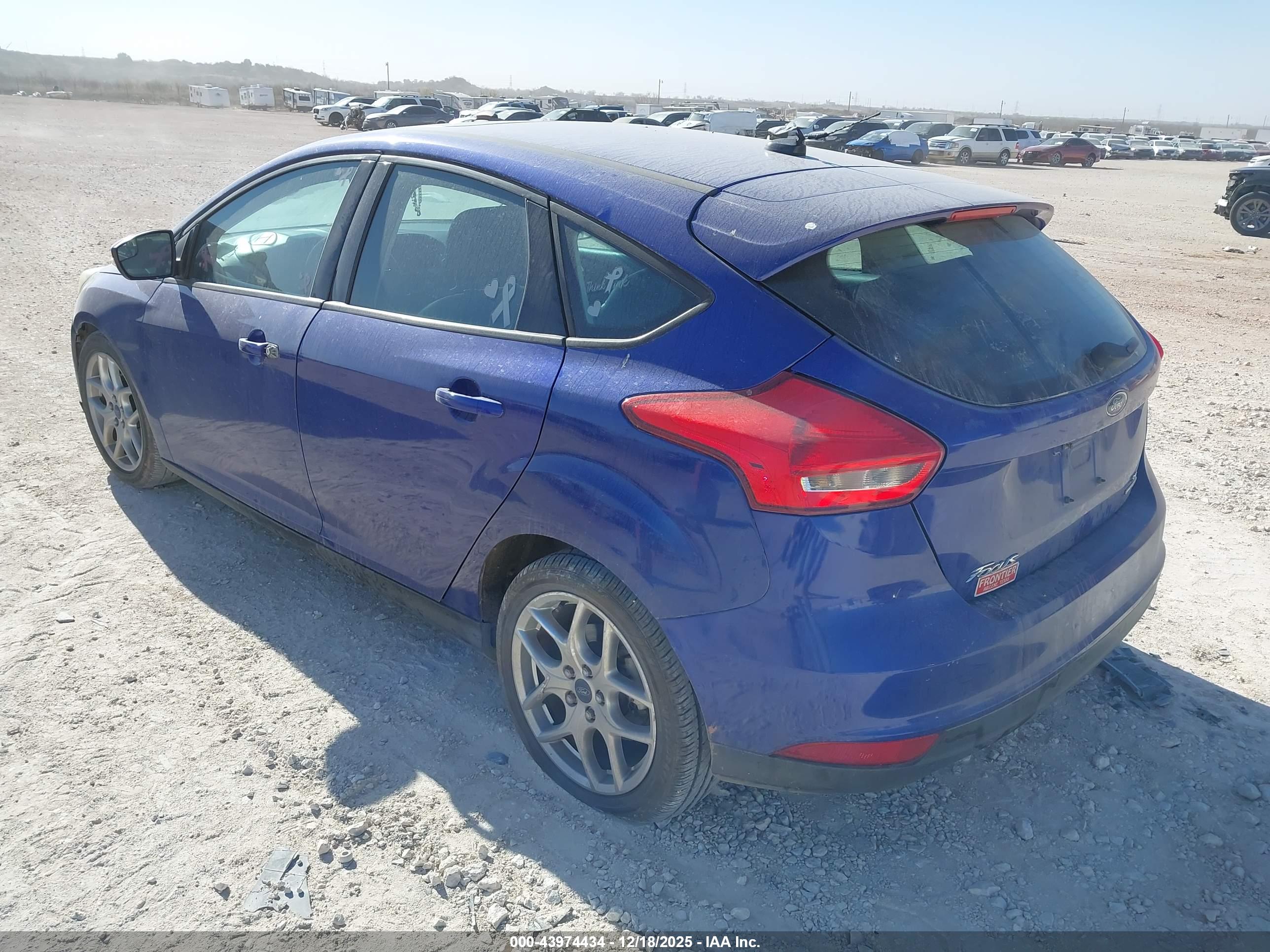 FORD FOCUS image 3