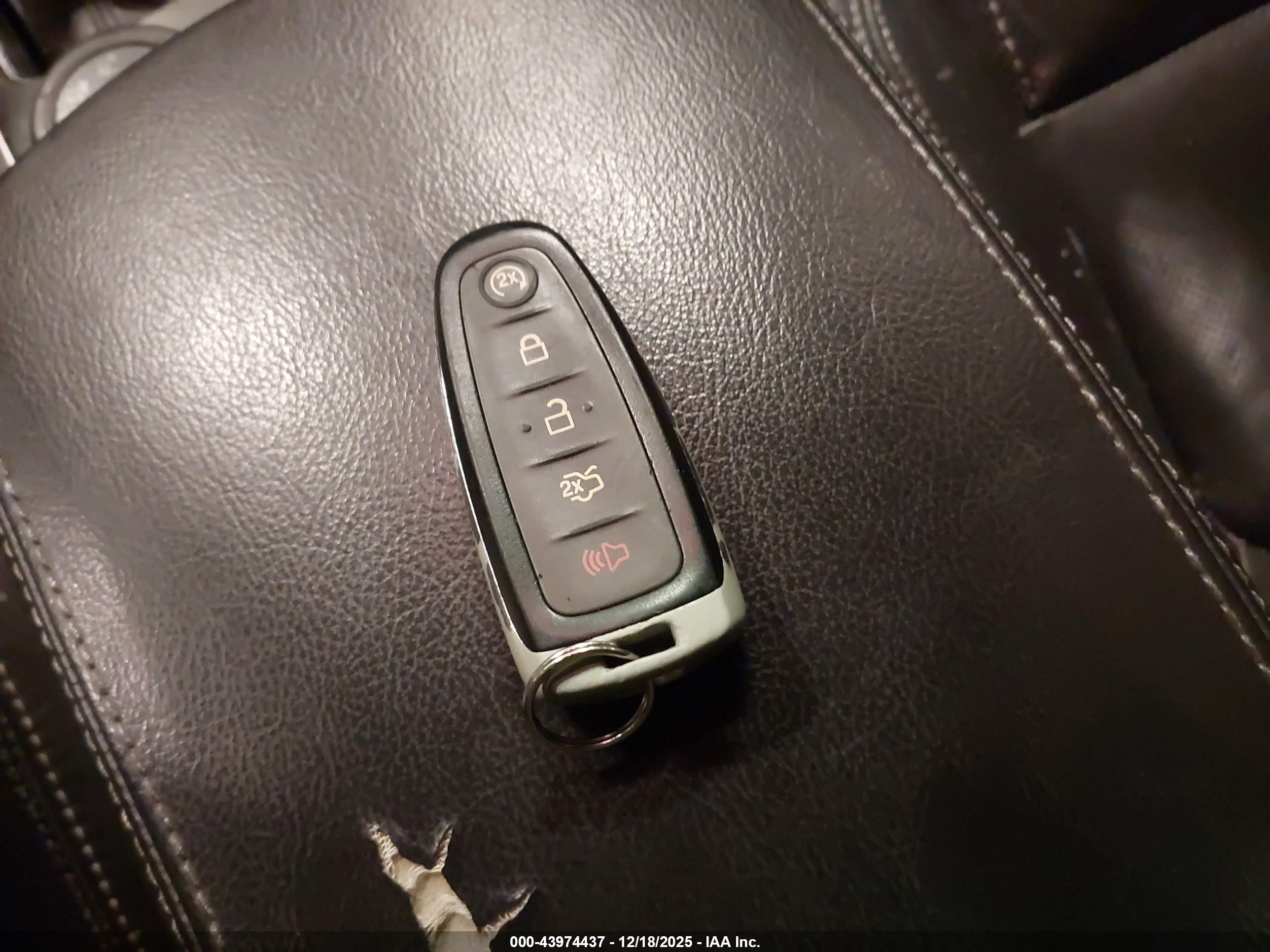 FORD EXPLORER image 11