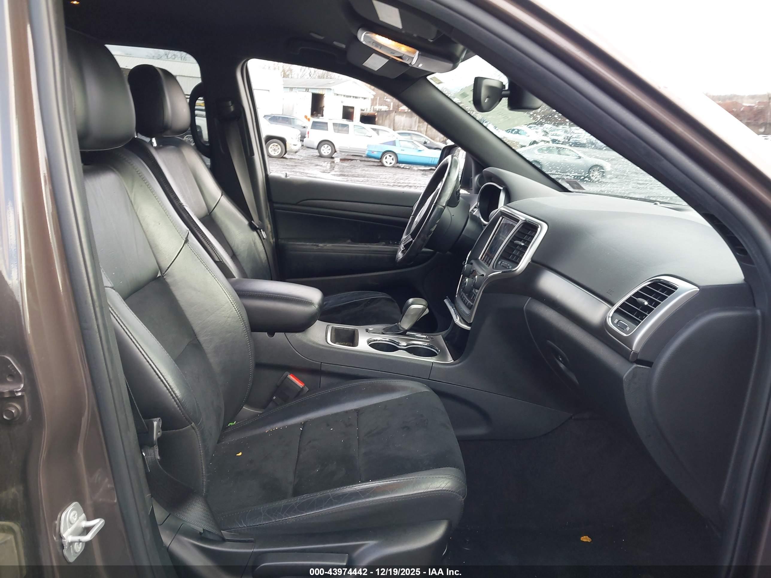 JEEP GRAND image 5