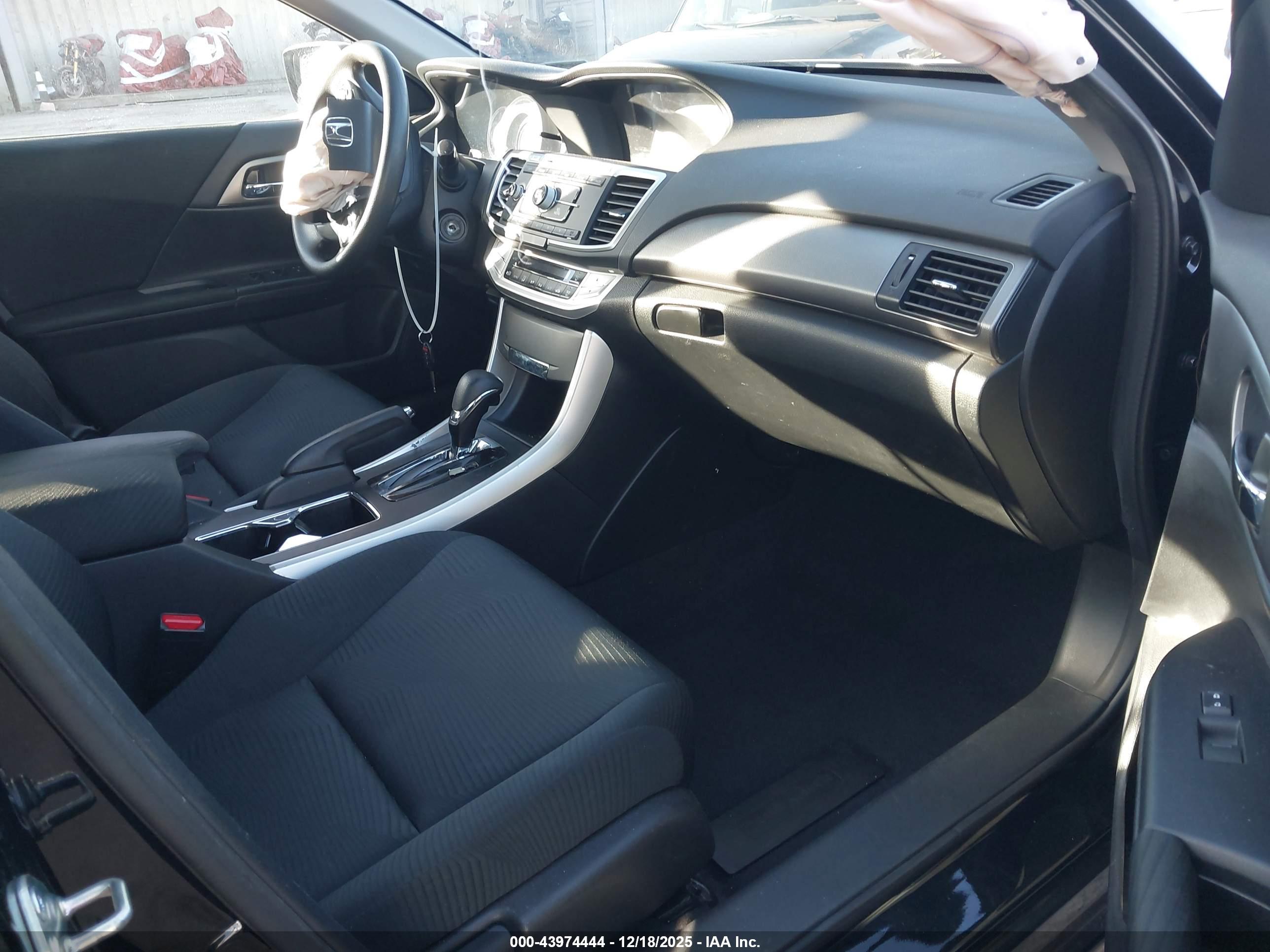 HONDA ACCORD image 5