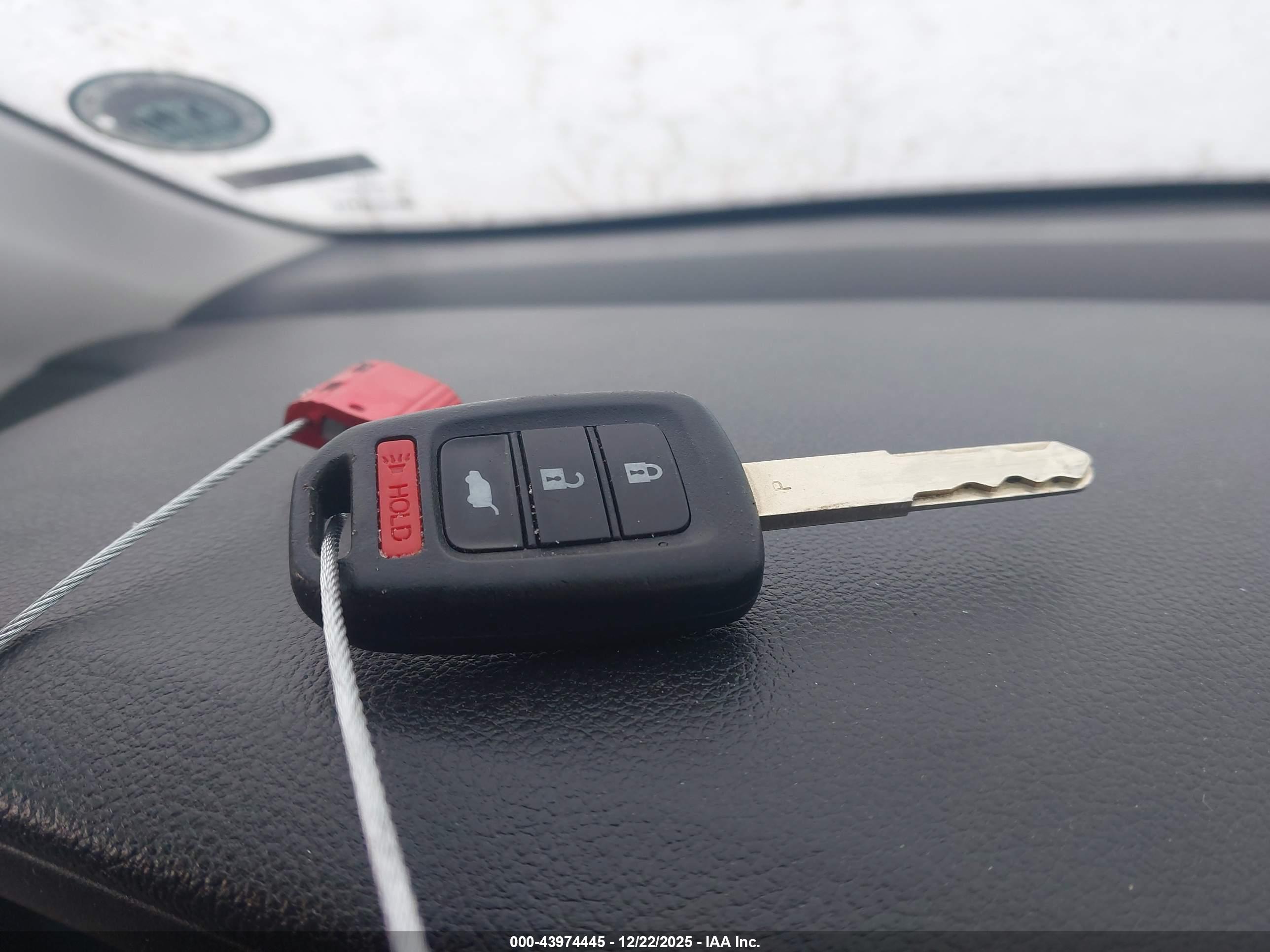 HONDA CR-V image 11