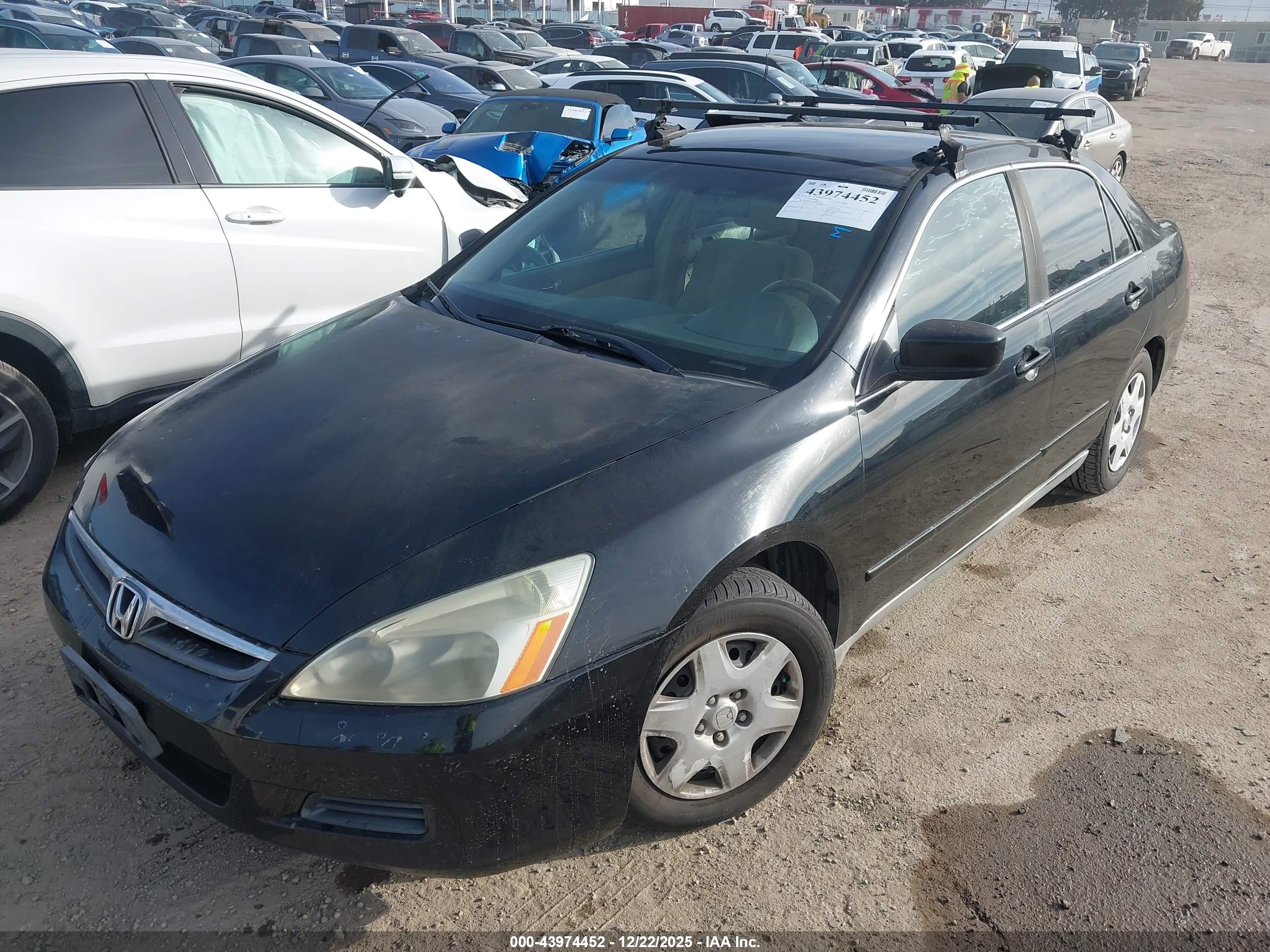 HONDA ACCORD image 2