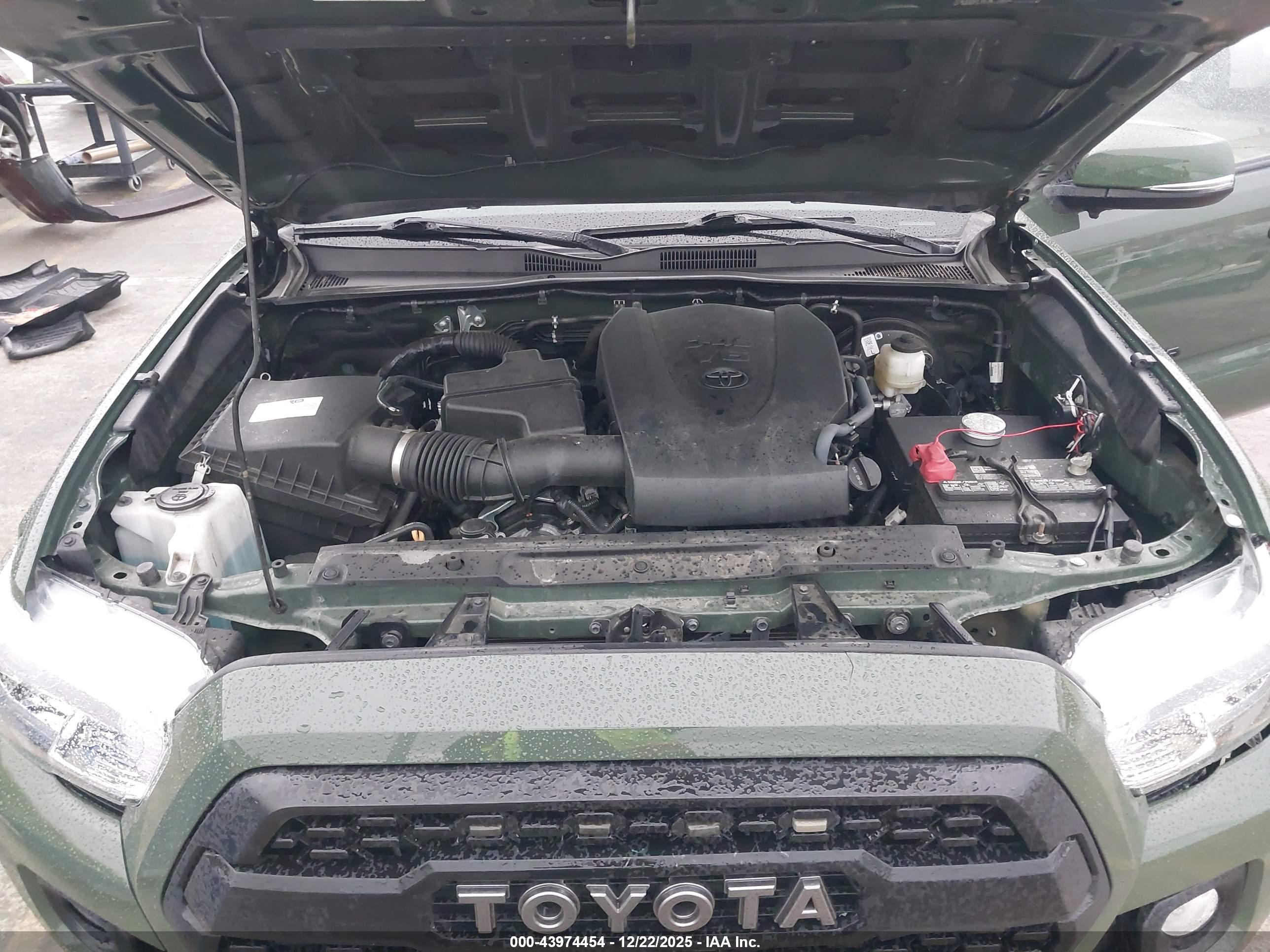 TOYOTA TACOMA image 10