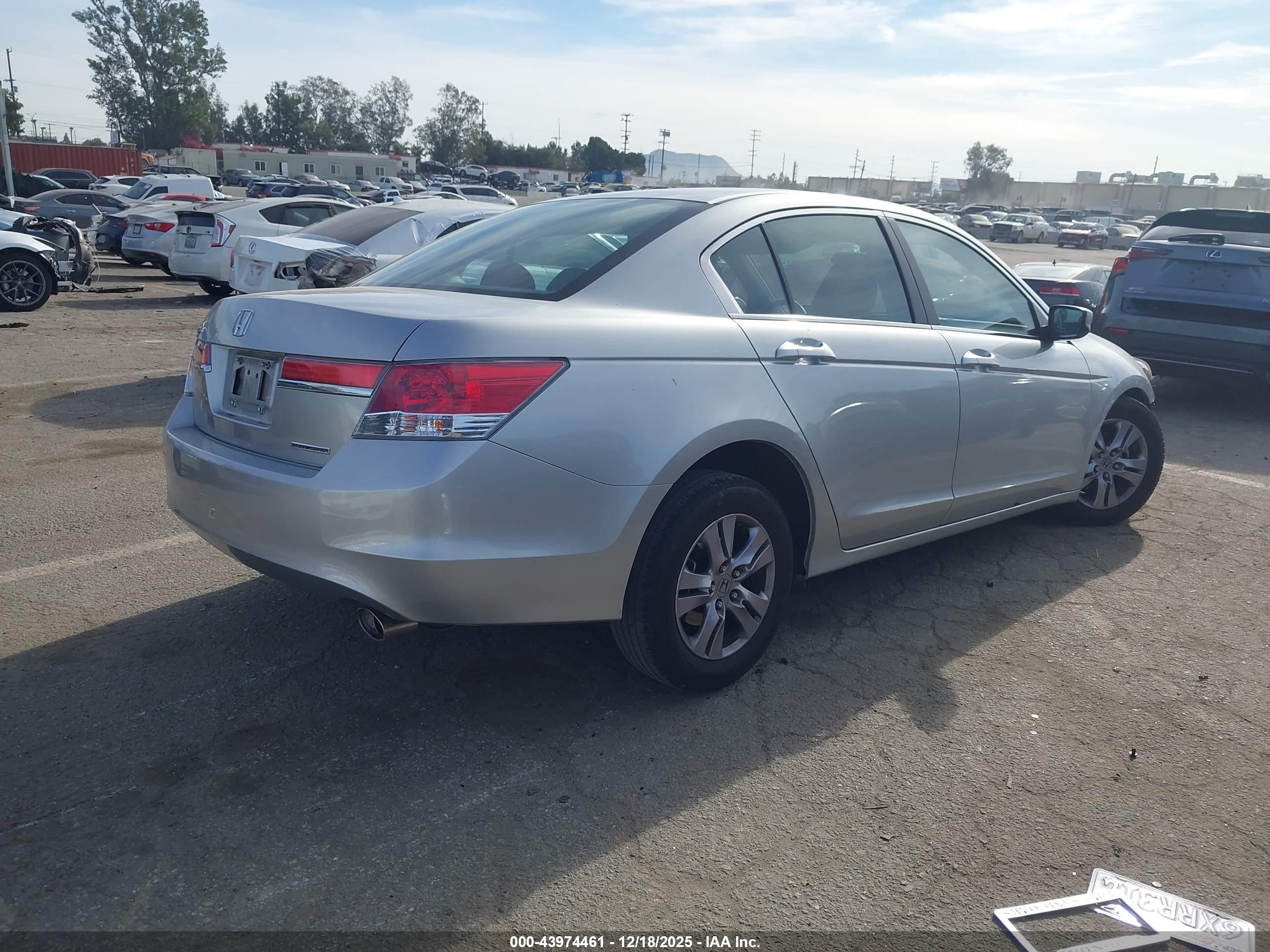 HONDA ACCORD image 4