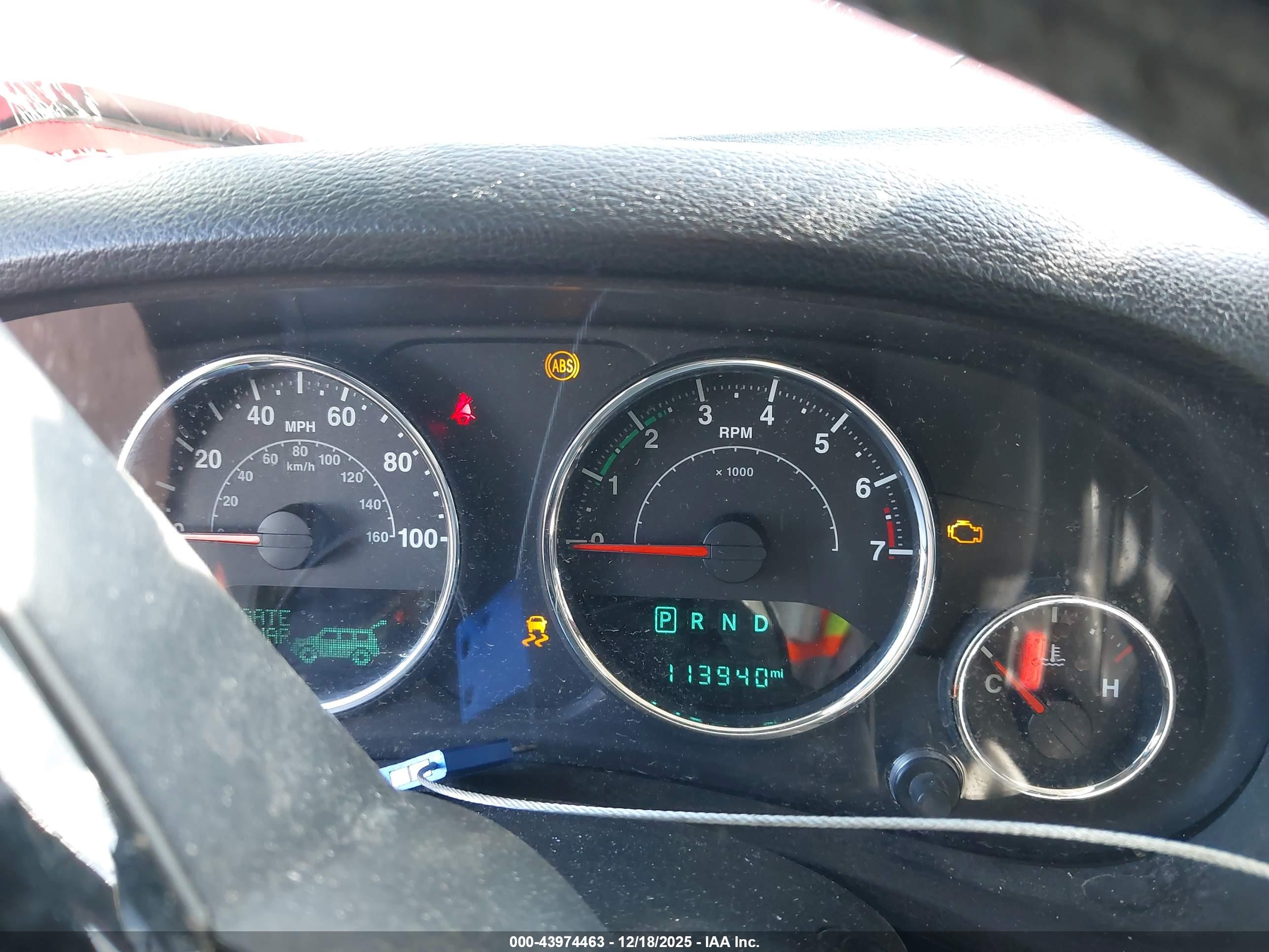 JEEP WRANGLER image 7