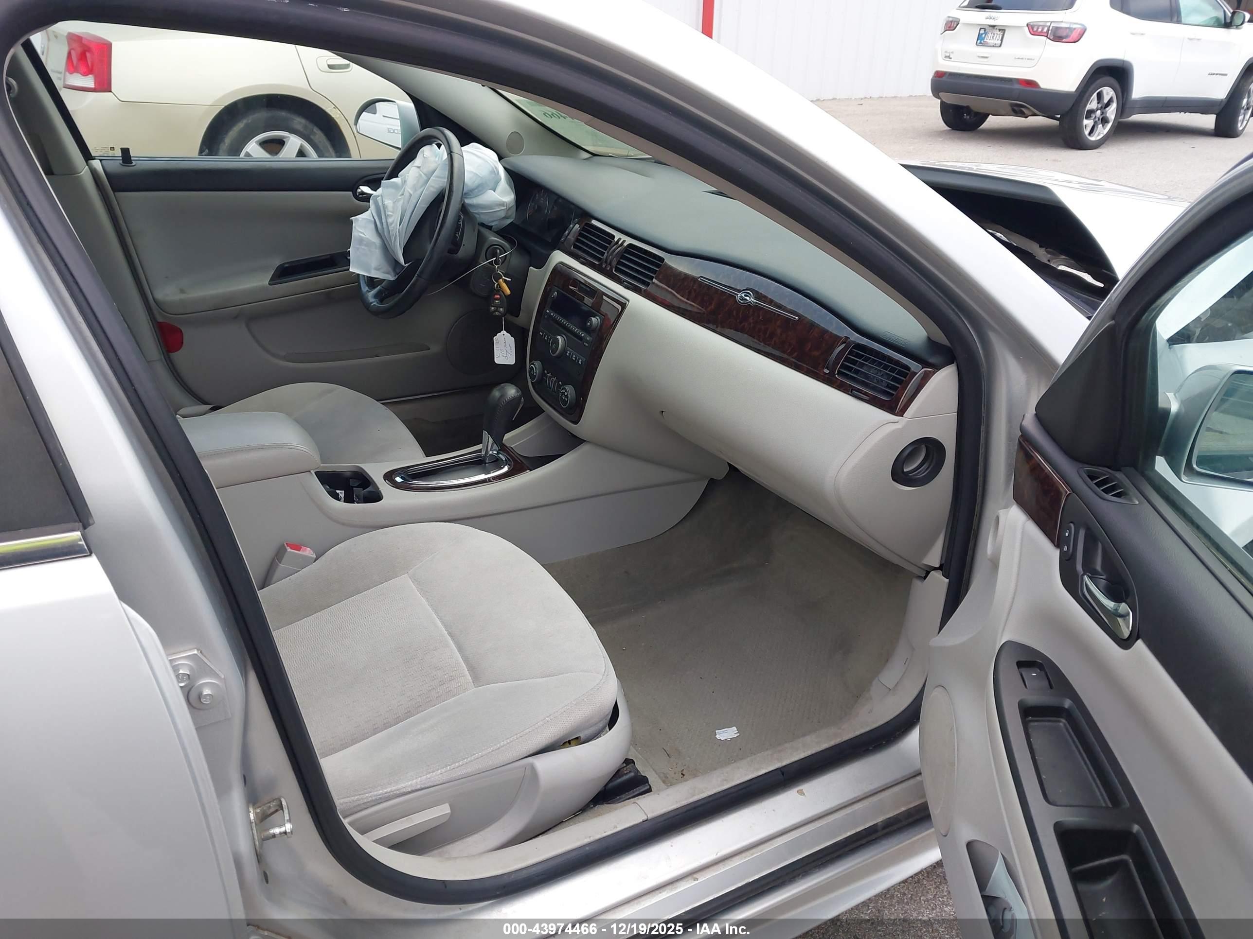 CHEVROLET IMPALA image 5
