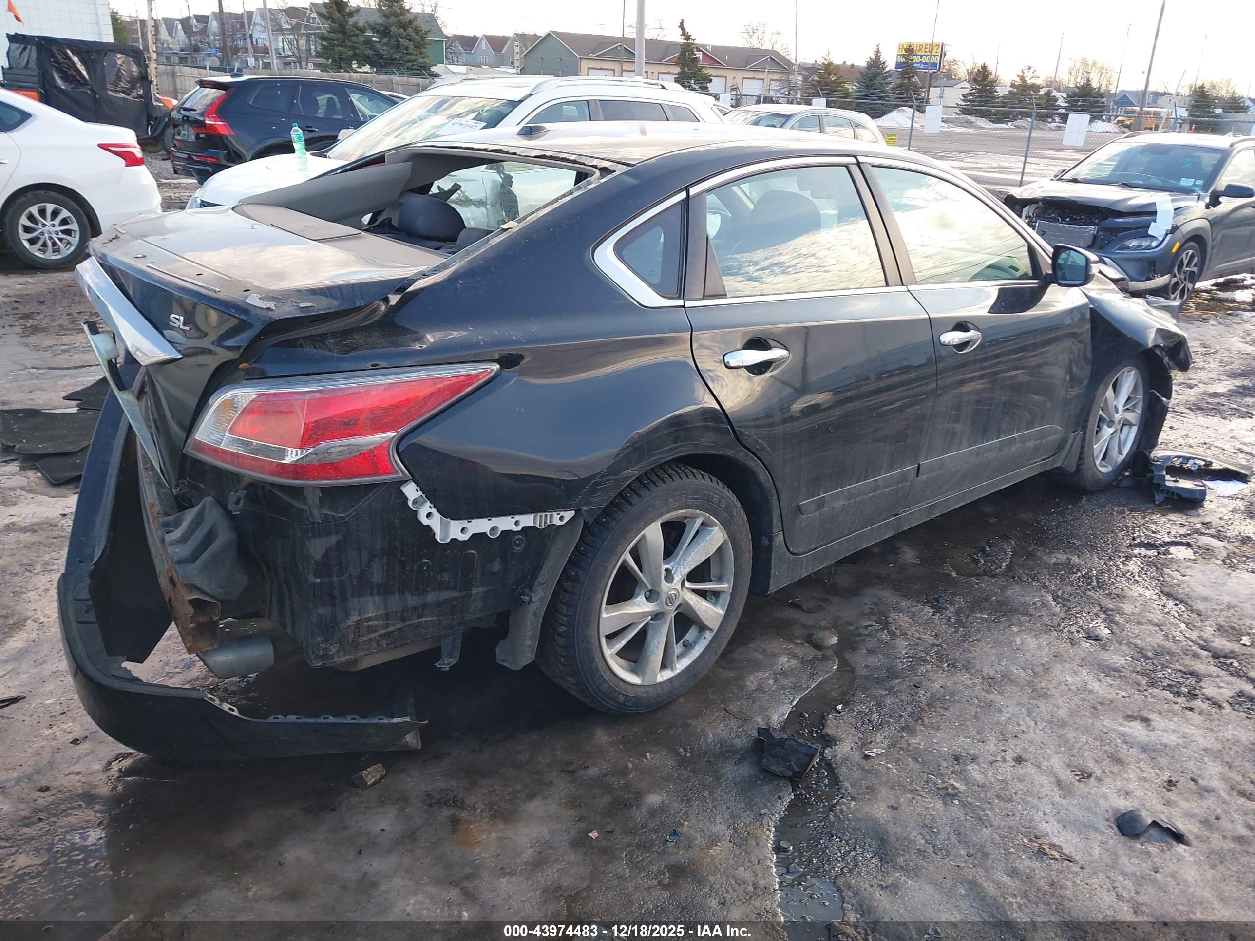 NISSAN ALTIMA image 4