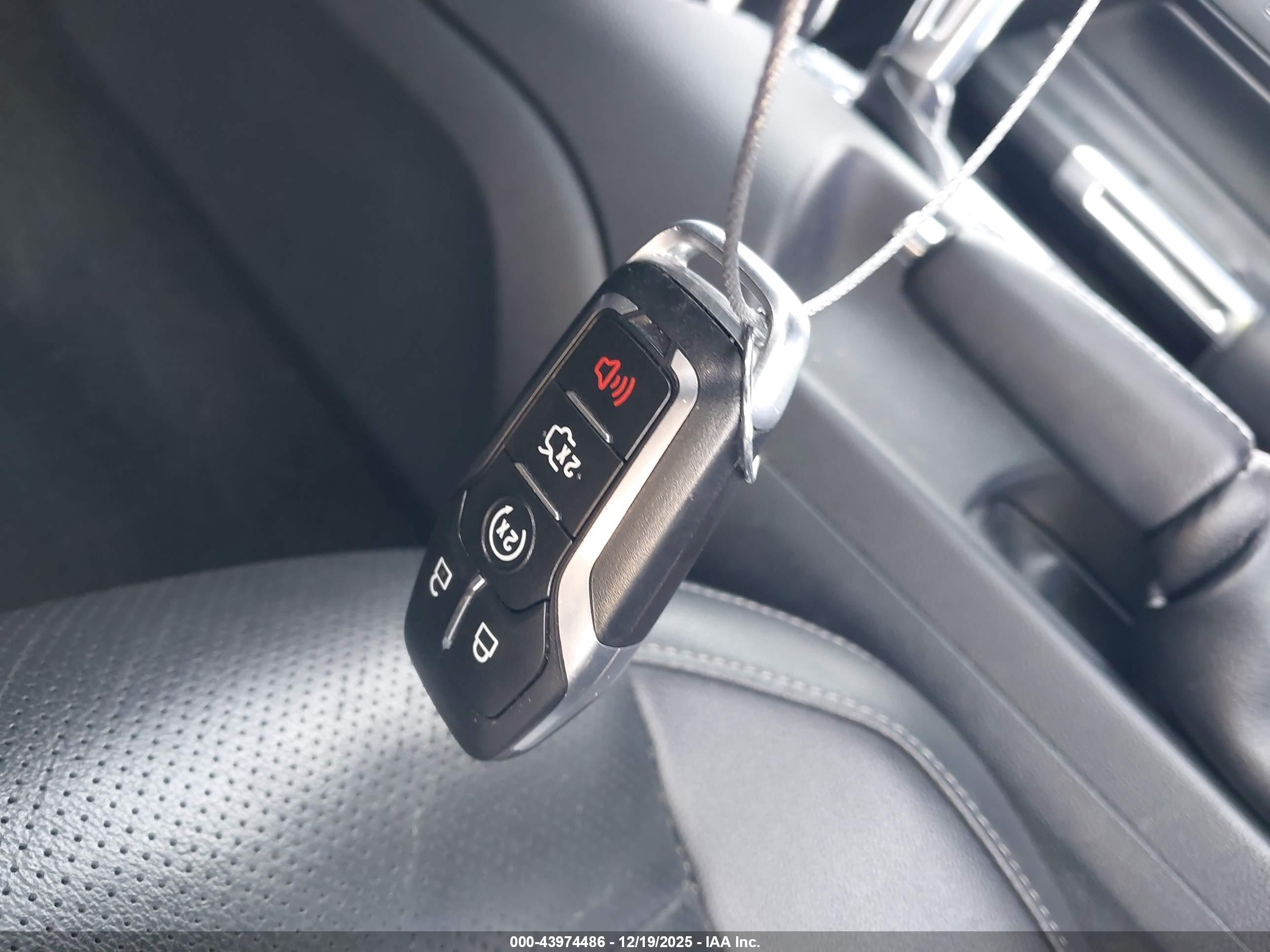FORD MUSTANG image 11