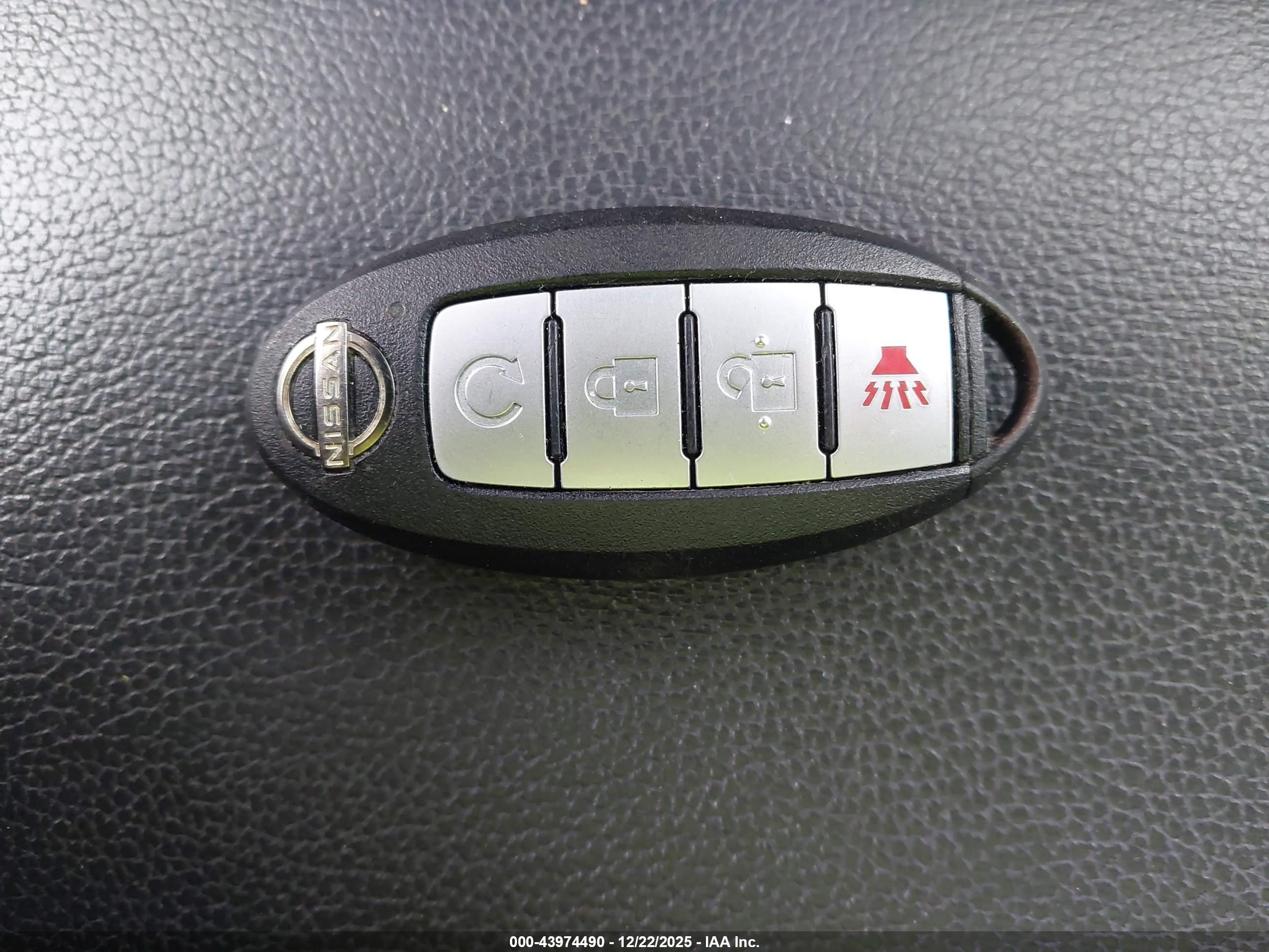 NISSAN KICKS image 11