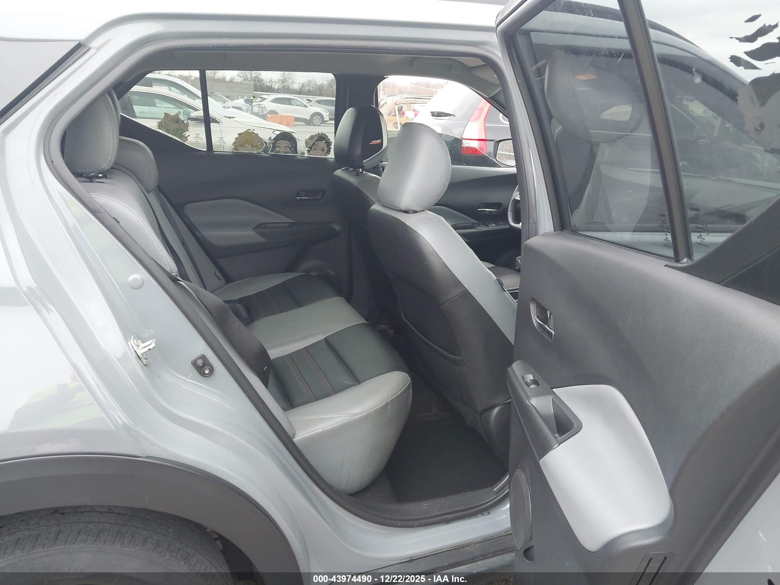 NISSAN KICKS image 8
