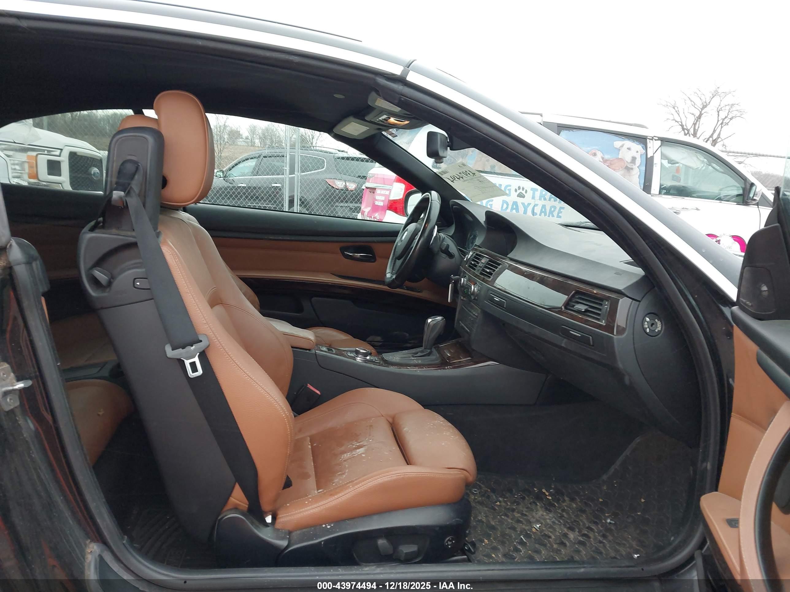 BMW 335I image 5