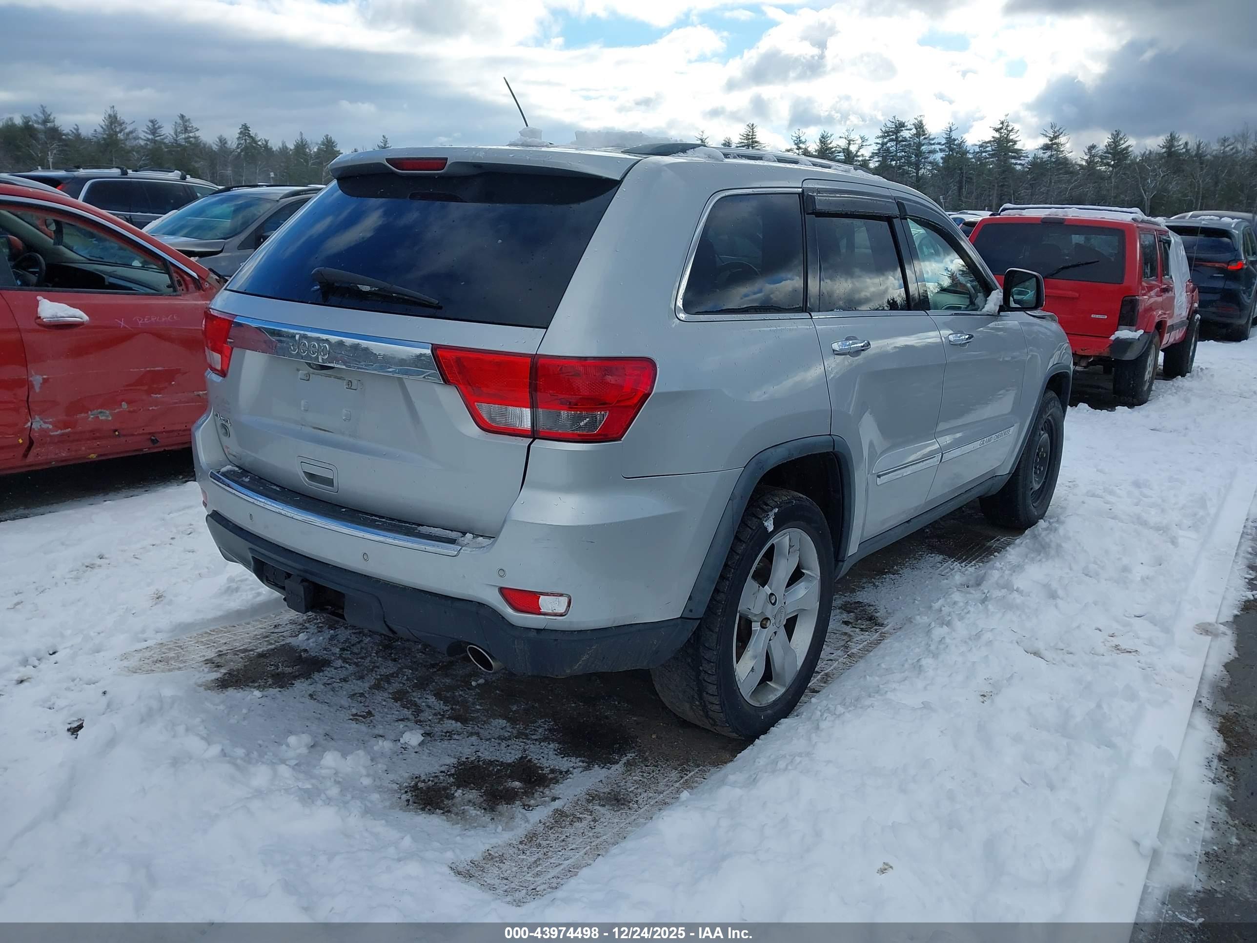 JEEP GRAND image 4