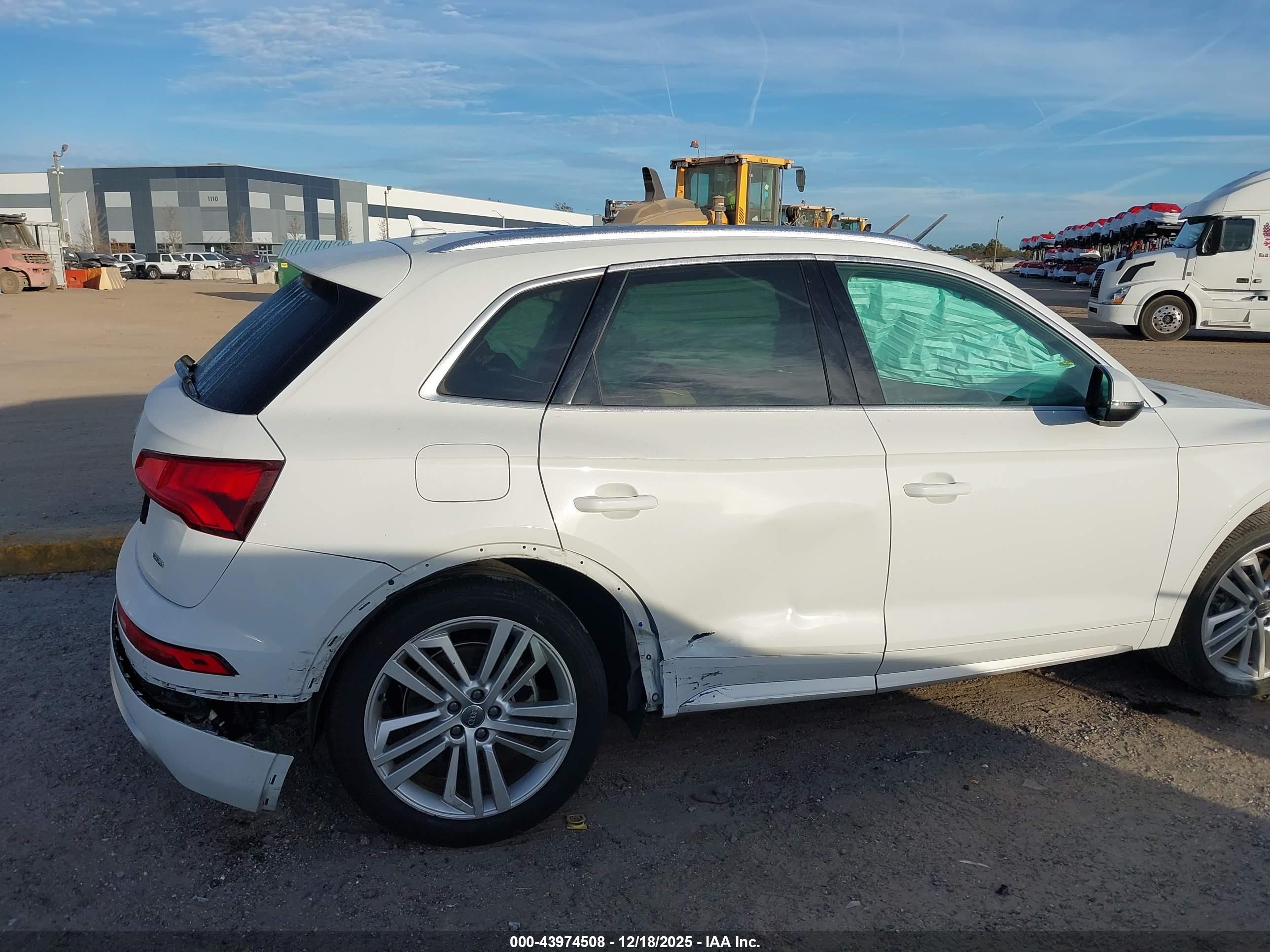 AUDI Q5 image 6
