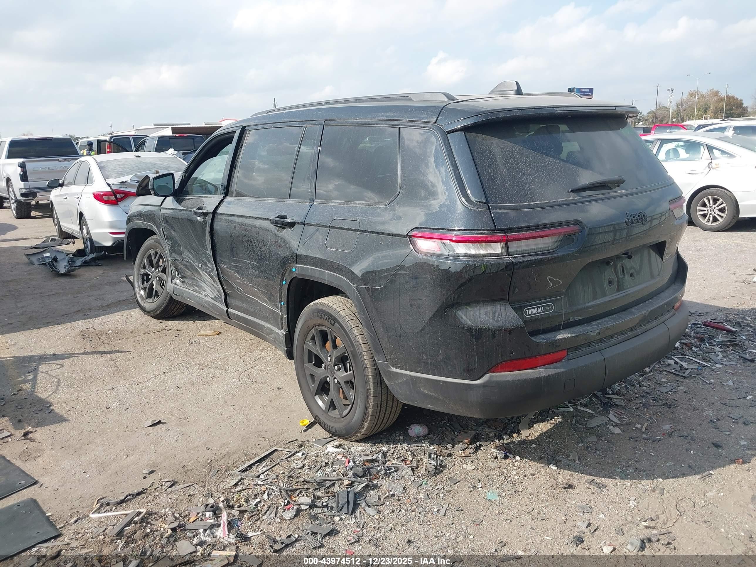 JEEP GRAND image 3