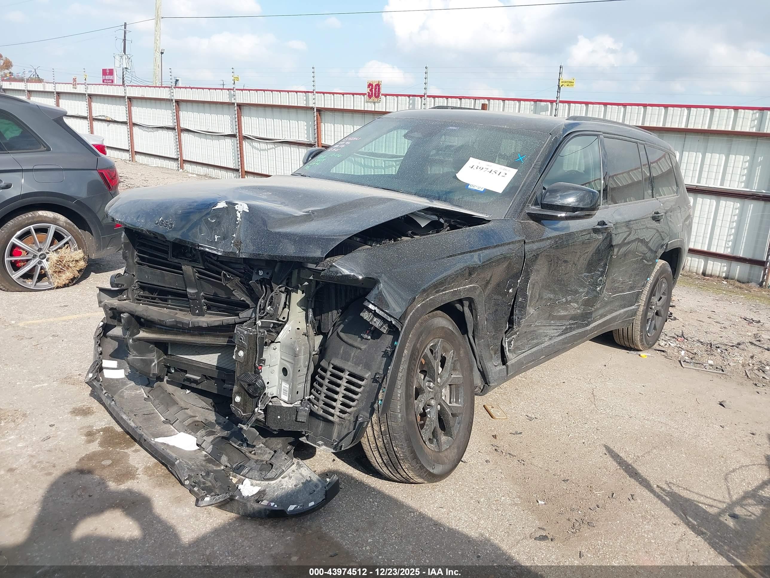 JEEP GRAND image 6