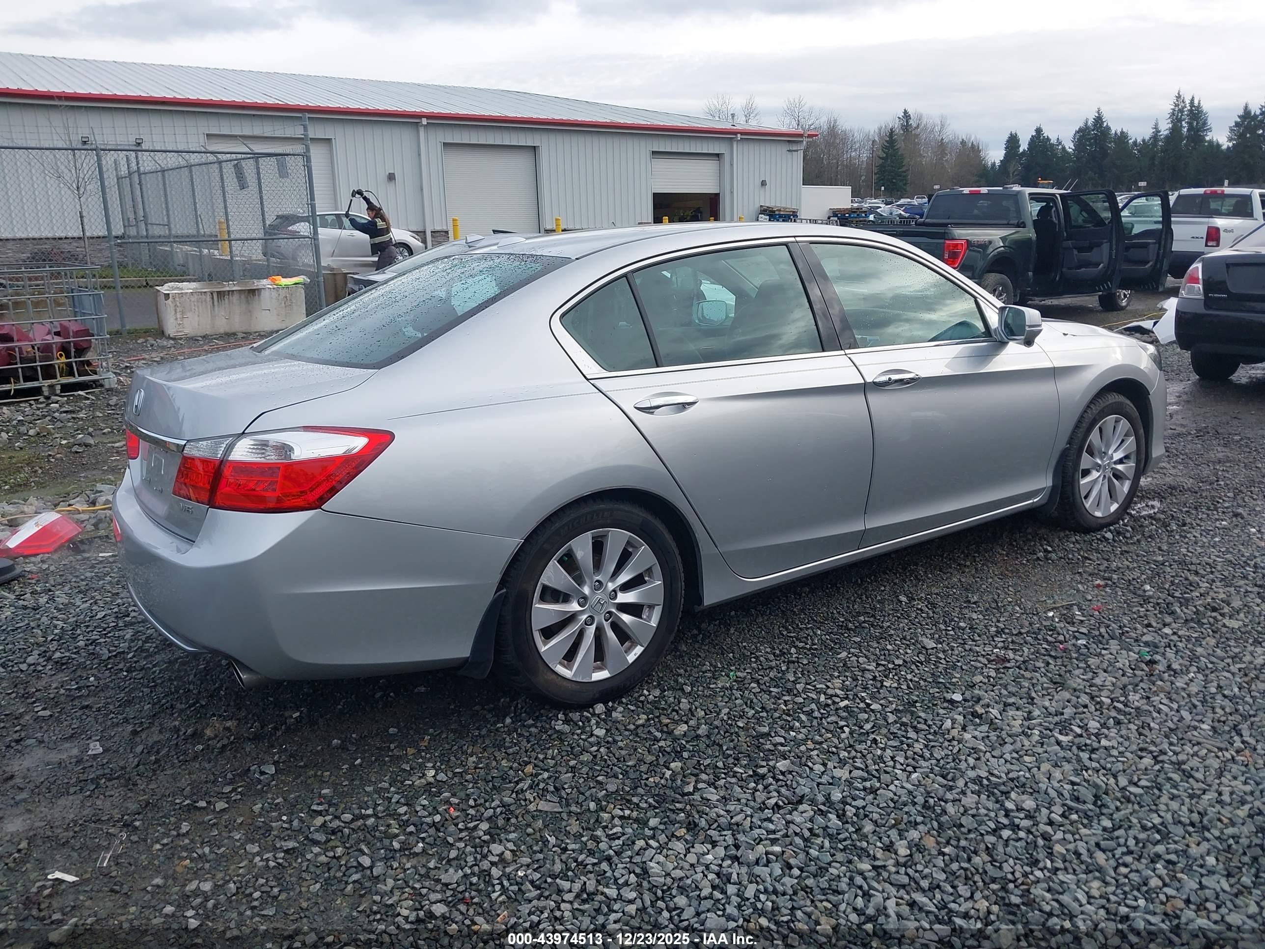 HONDA ACCORD image 4
