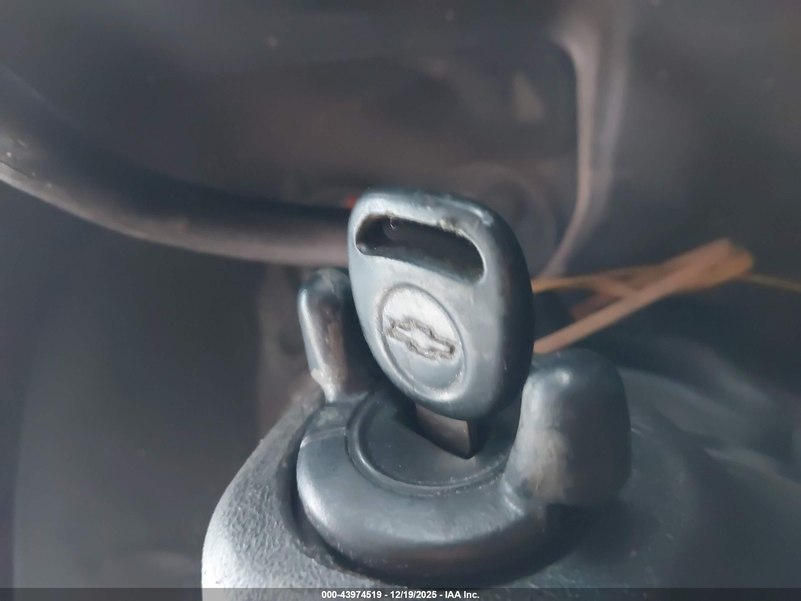 CHEVROLET EXPRESS image 11