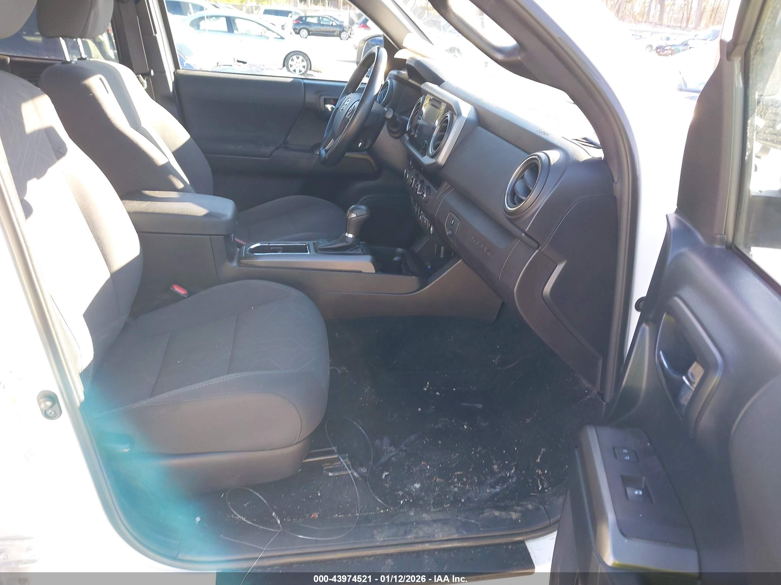 TOYOTA TACOMA image 5