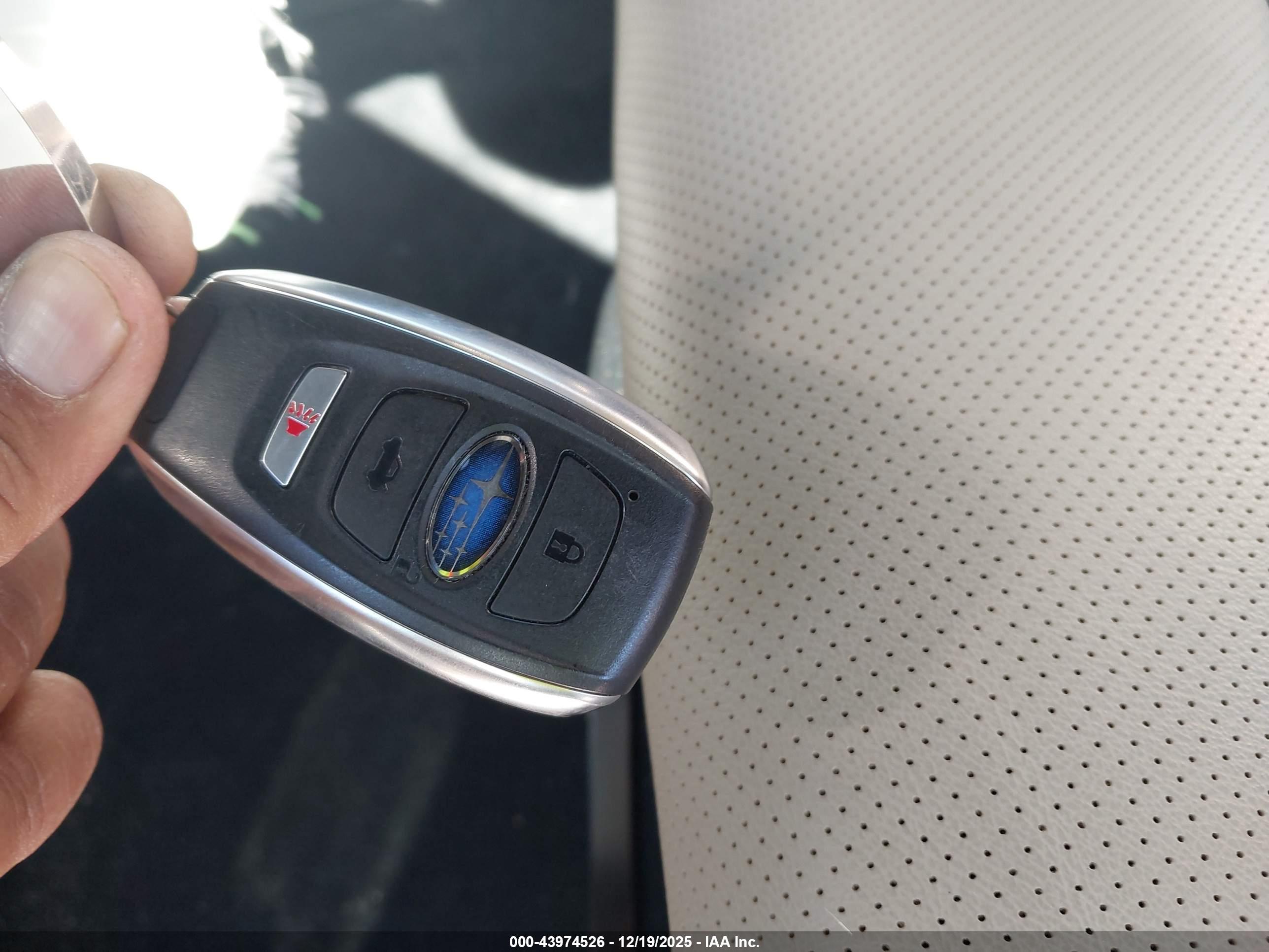 SUBARU LEGACY image 11