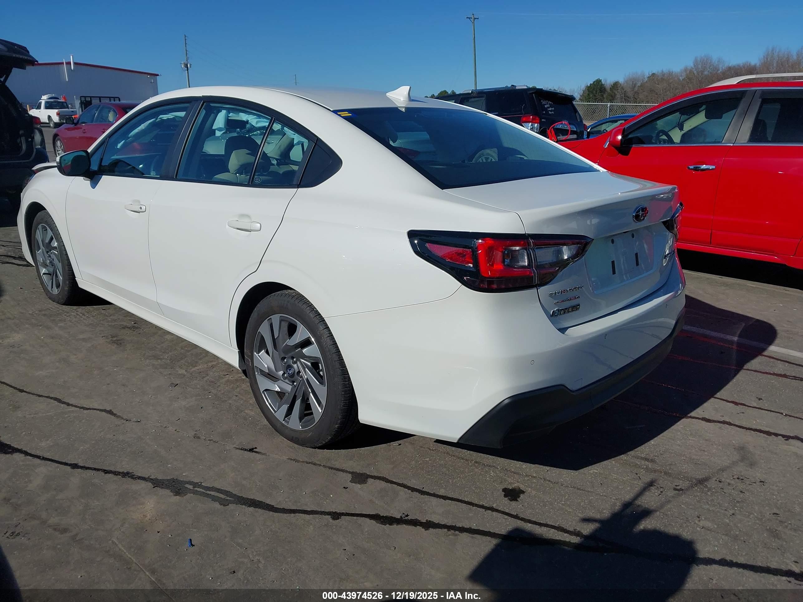 SUBARU LEGACY image 3