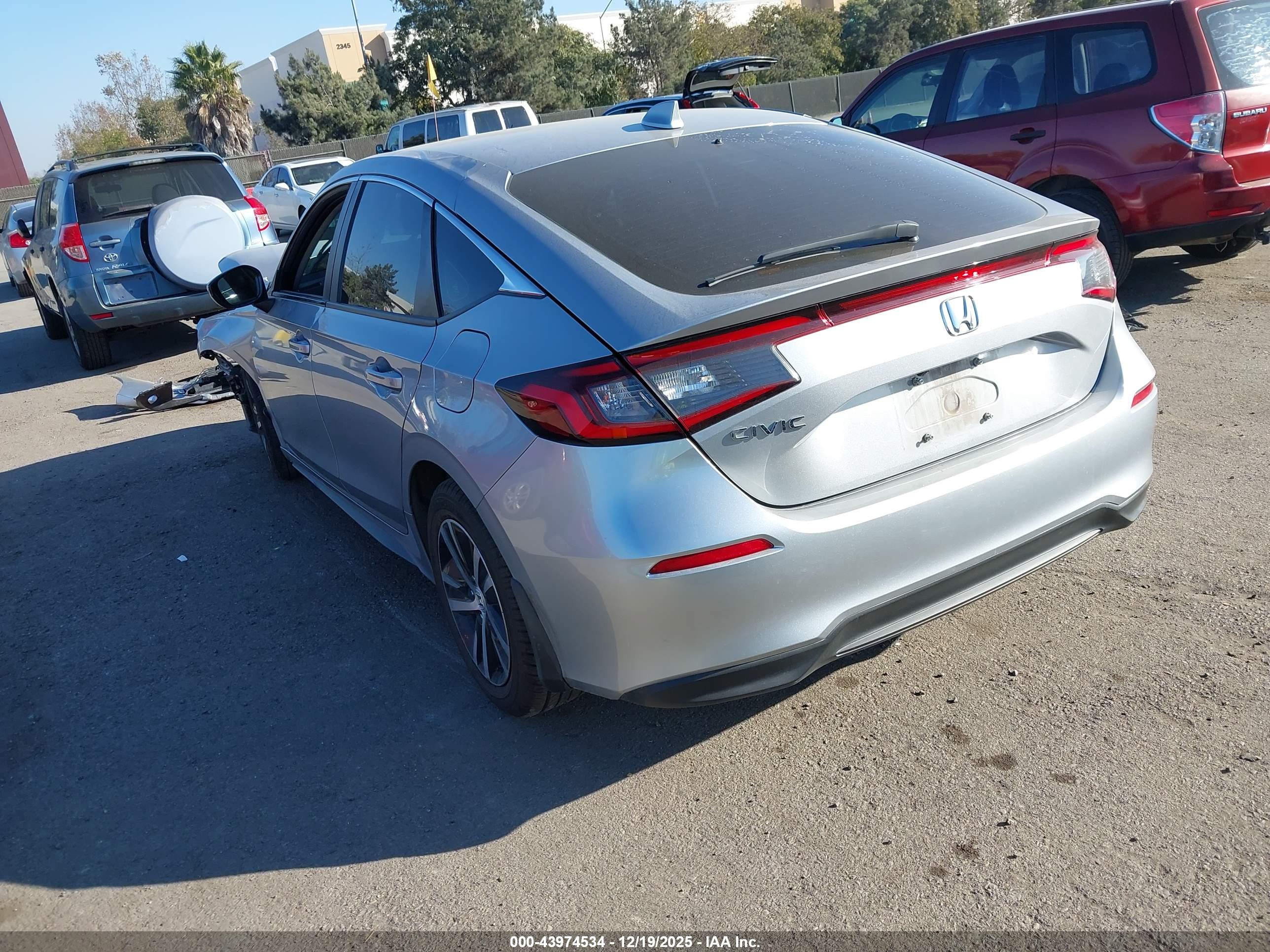 HONDA CIVIC image 3