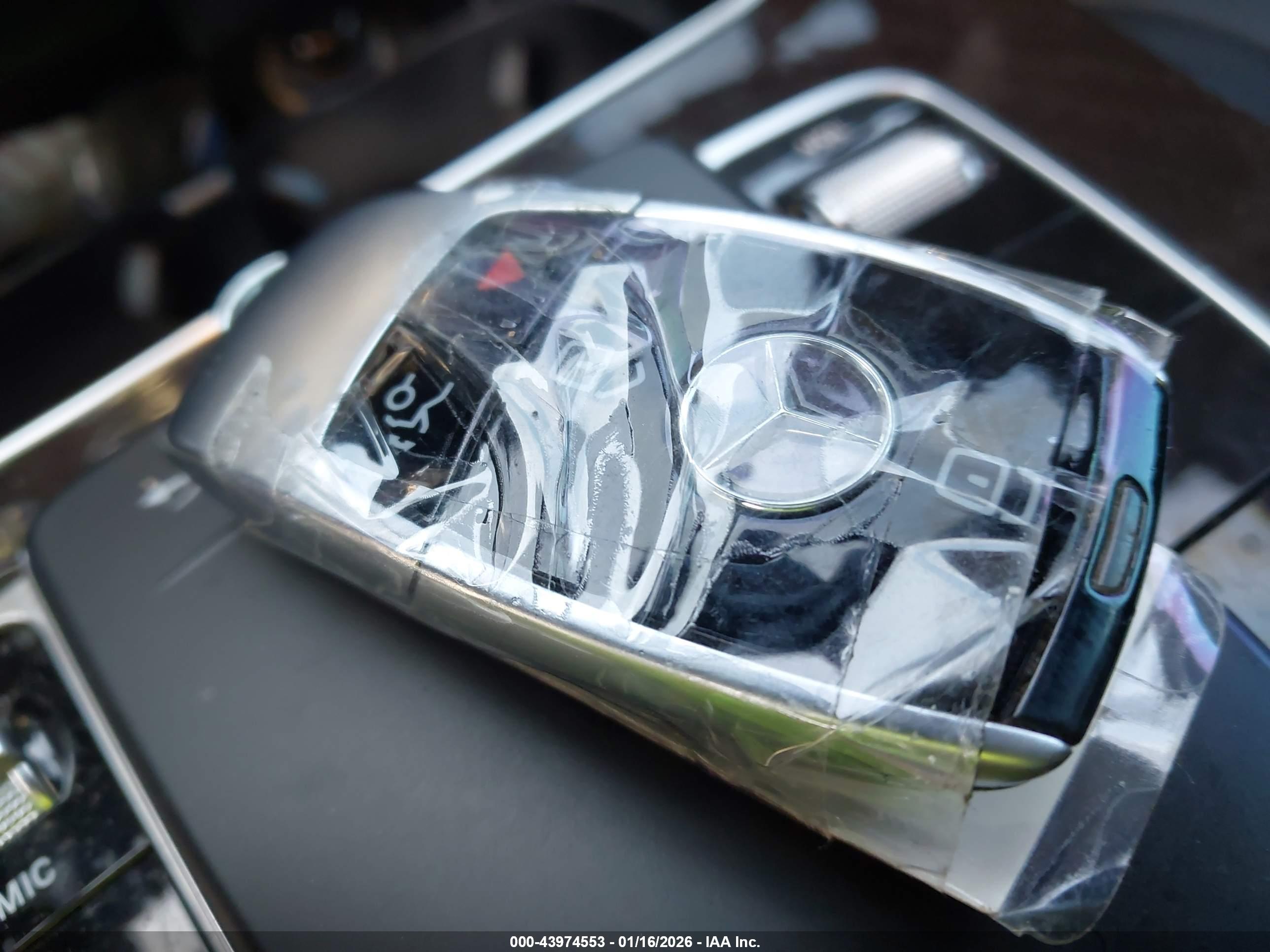 MERCEDES-BENZ CLS image 11