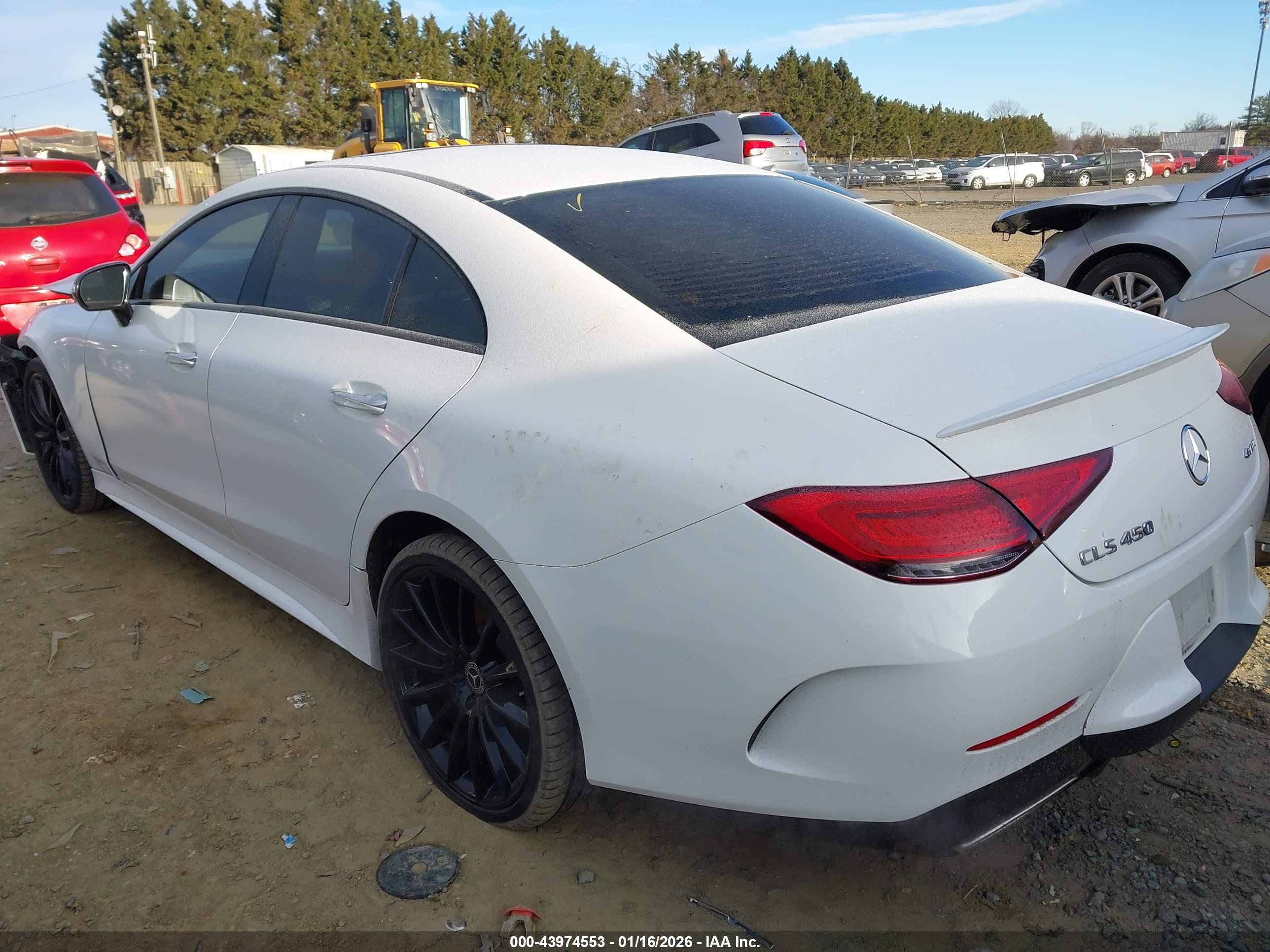 MERCEDES-BENZ CLS image 3