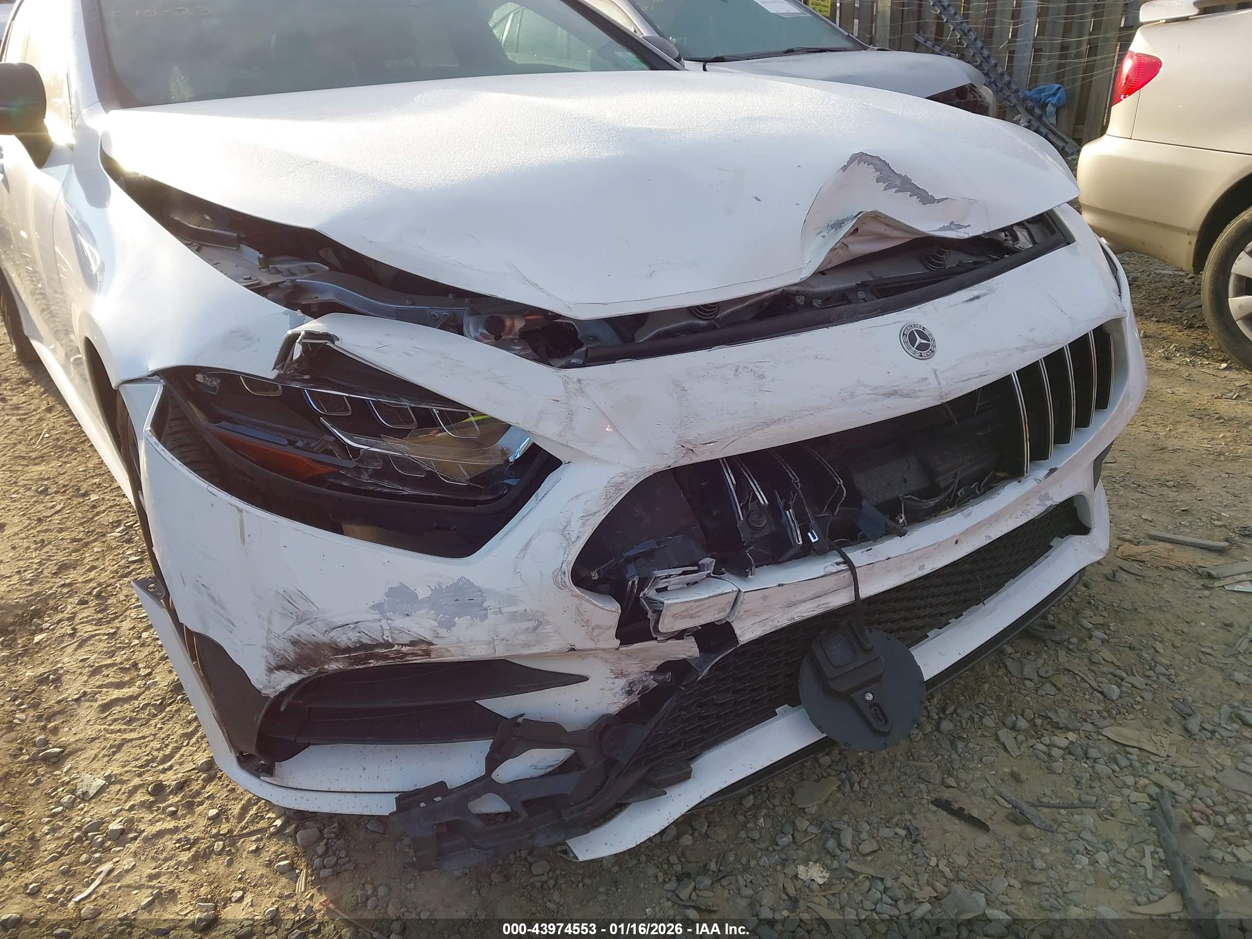 MERCEDES-BENZ CLS image 6