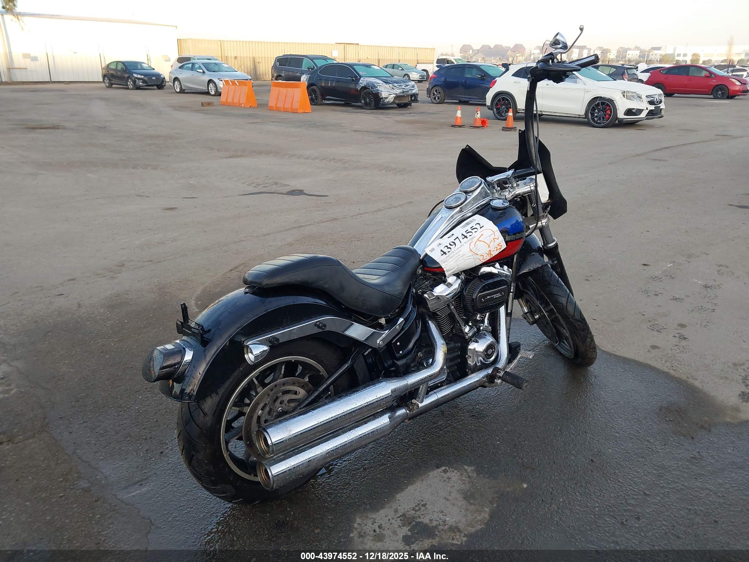 HARLEY-DAVIDSON FXLR image 4