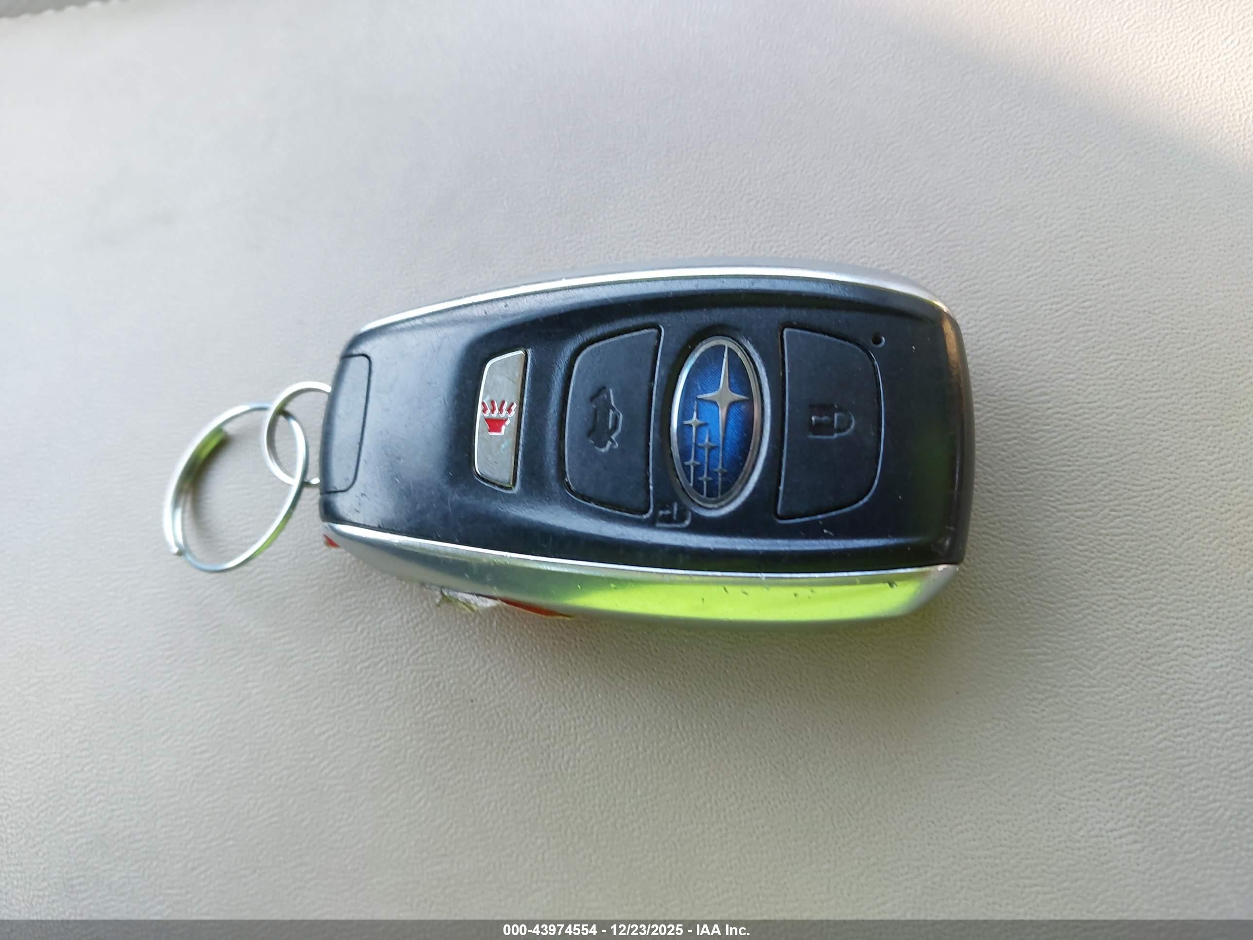 SUBARU OUTBACK image 11